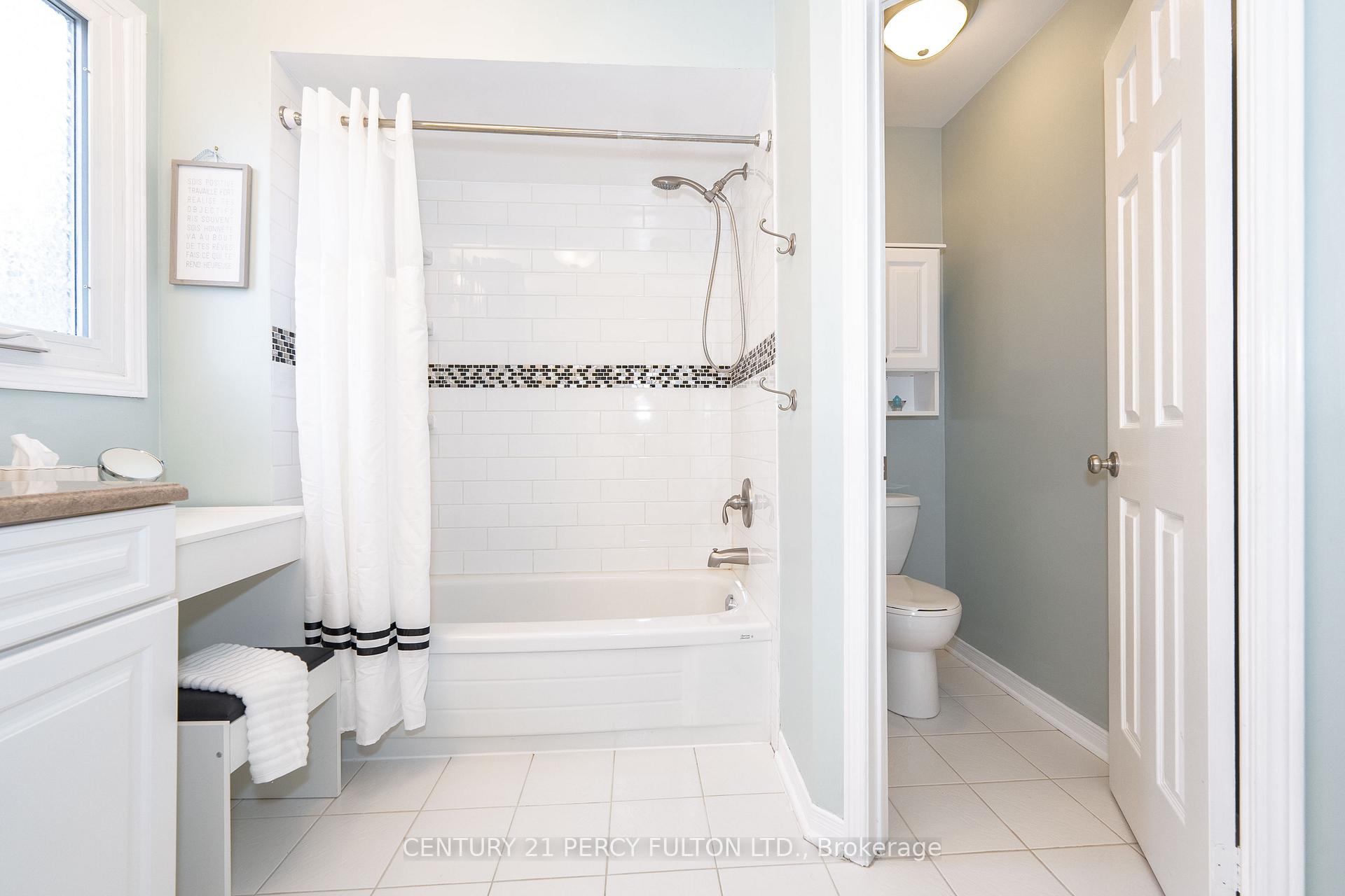 Photo 24 of 1032 Rambleberry Avenue, Pickering, Liverpool — HOMEH