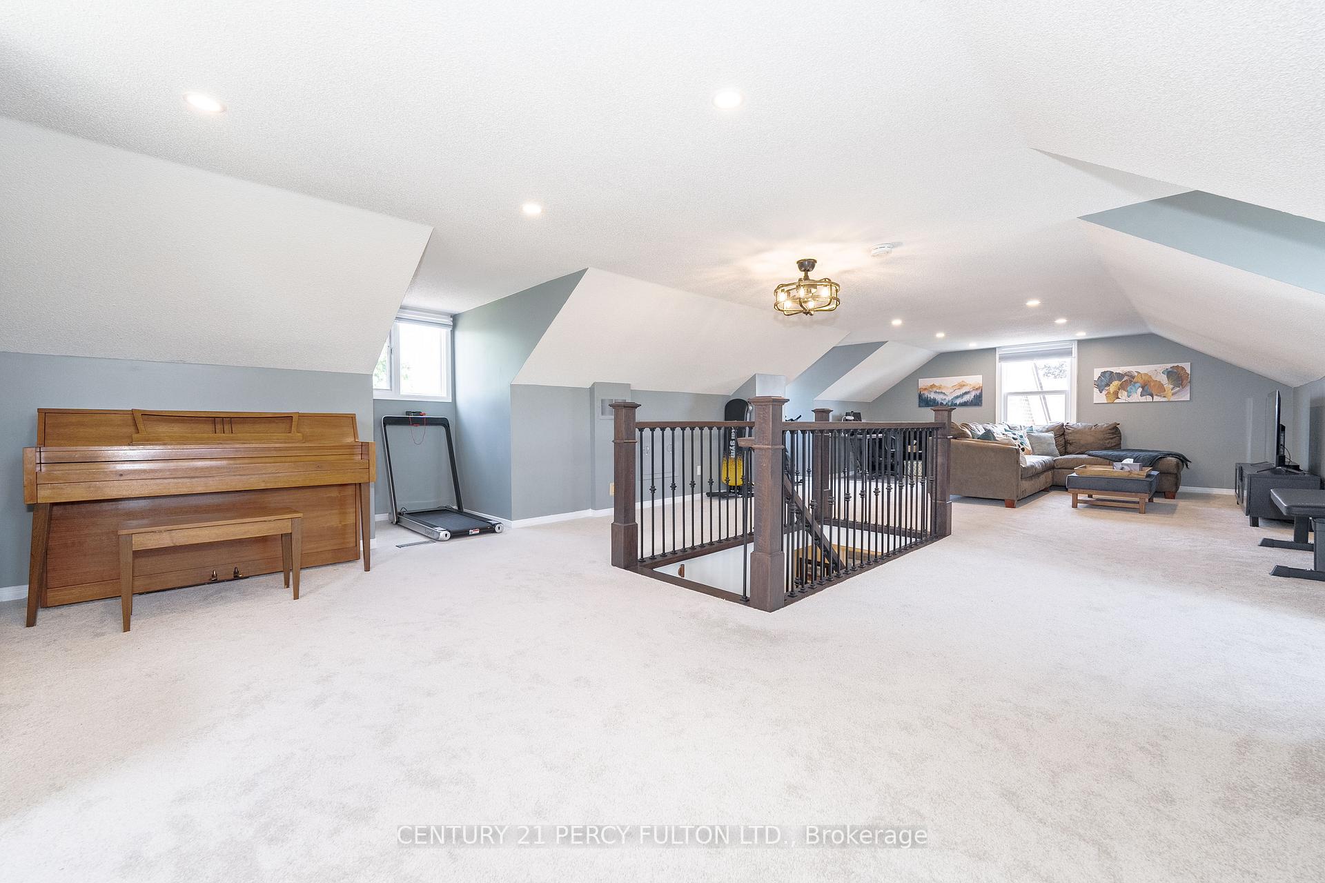 Photo 32 of 1032 Rambleberry Avenue, Pickering, Liverpool — HOMEH