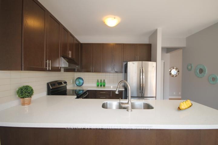 Photo 3 of 129 Iribelle Avenue, Oshawa, Windfields — HOMEH