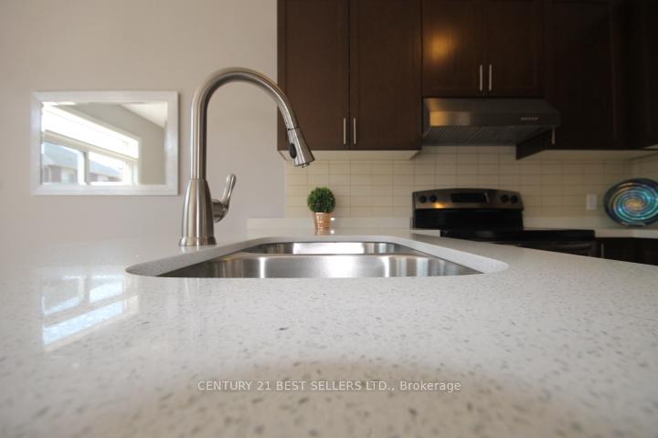 Photo 4 of 129 Iribelle Avenue, Oshawa, Windfields — HOMEH