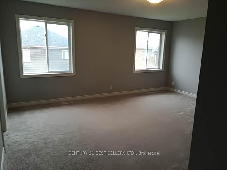 Photo 13 of 129 Iribelle Avenue, Oshawa, Windfields — HOMEH
