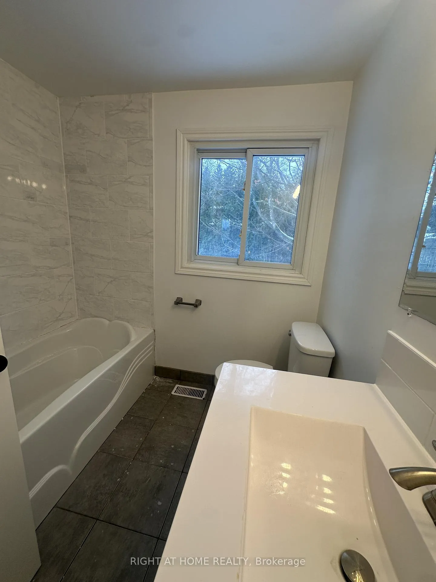 Photo 26 of 340 Cavan Street, Port Hope — HOMEH