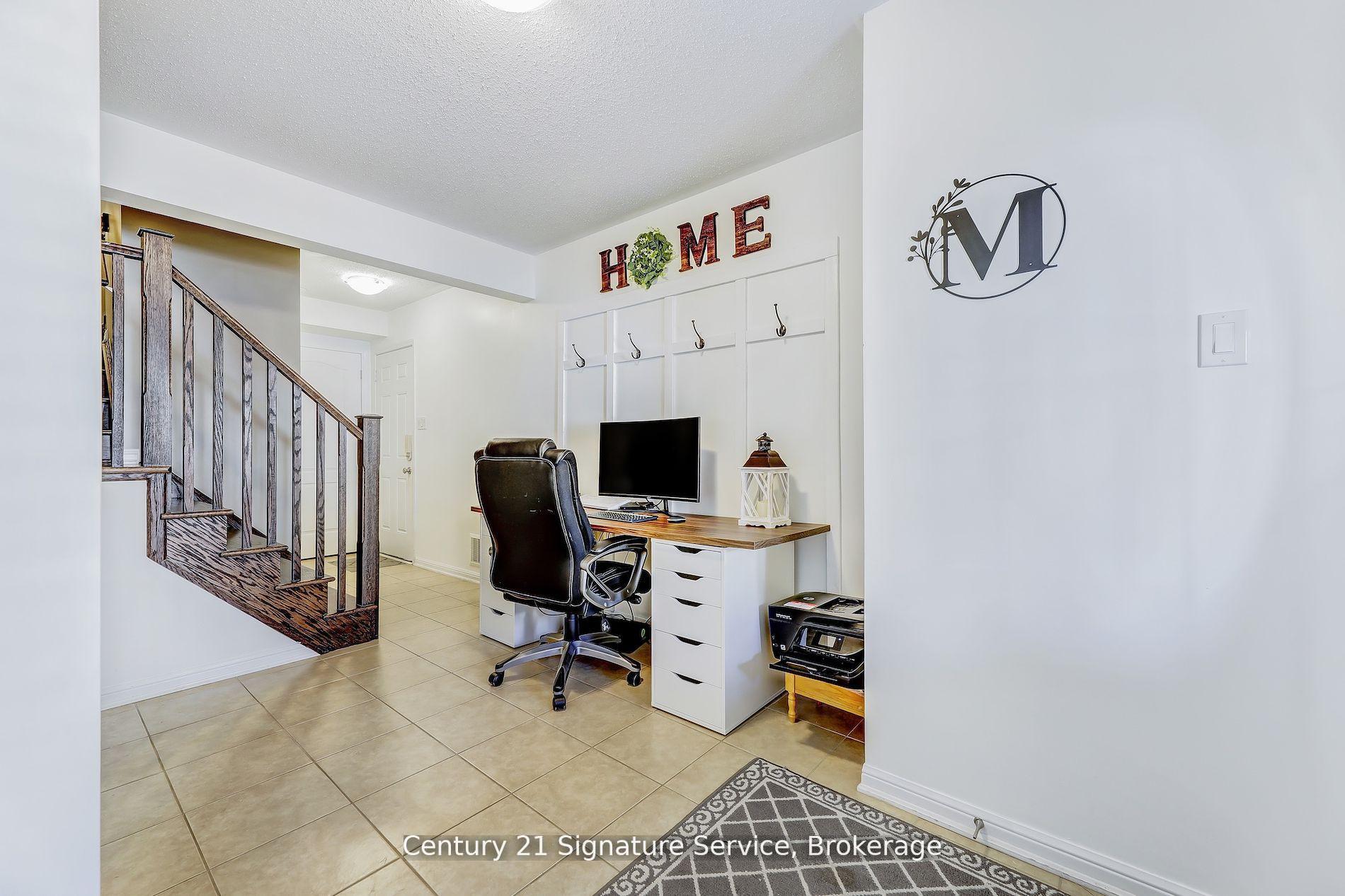 Photo 6 of 625 Attenborough Terrace, Milton, Willmott — HOMEH