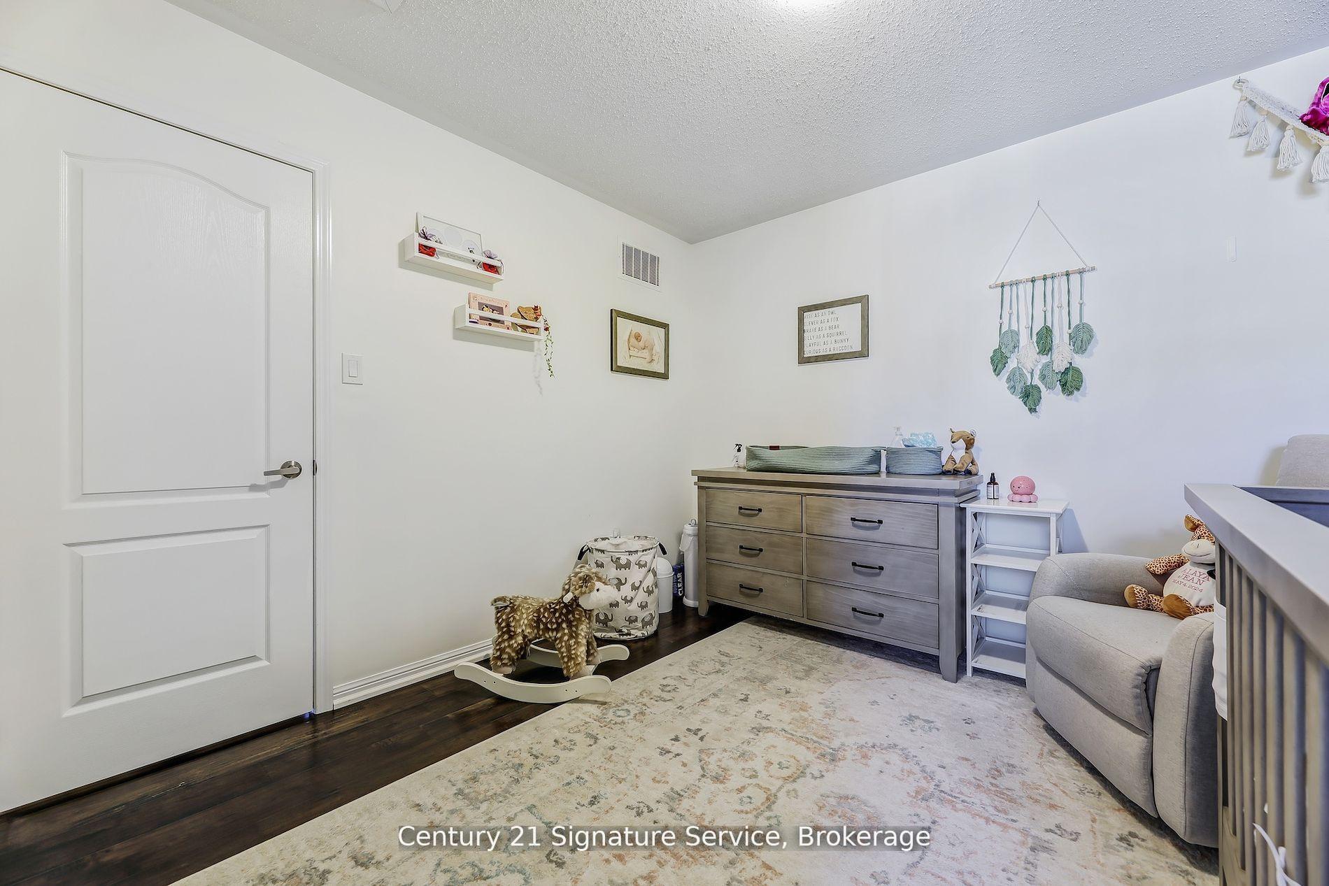 Photo 14 of 625 Attenborough Terrace, Milton, Willmott — HOMEH