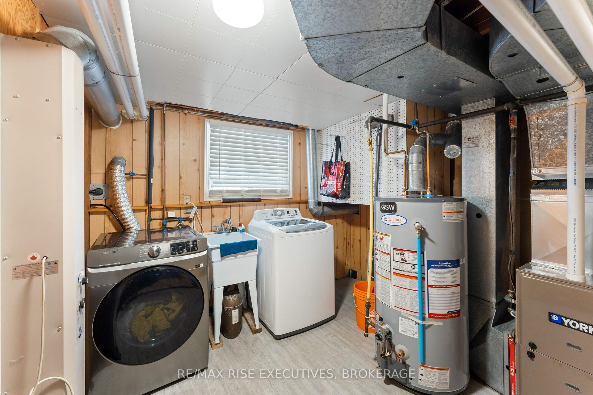 Photo 23 of 10 Barker Drive, Kingston, Kingston East (Incl Barret Crt) — HOMEH