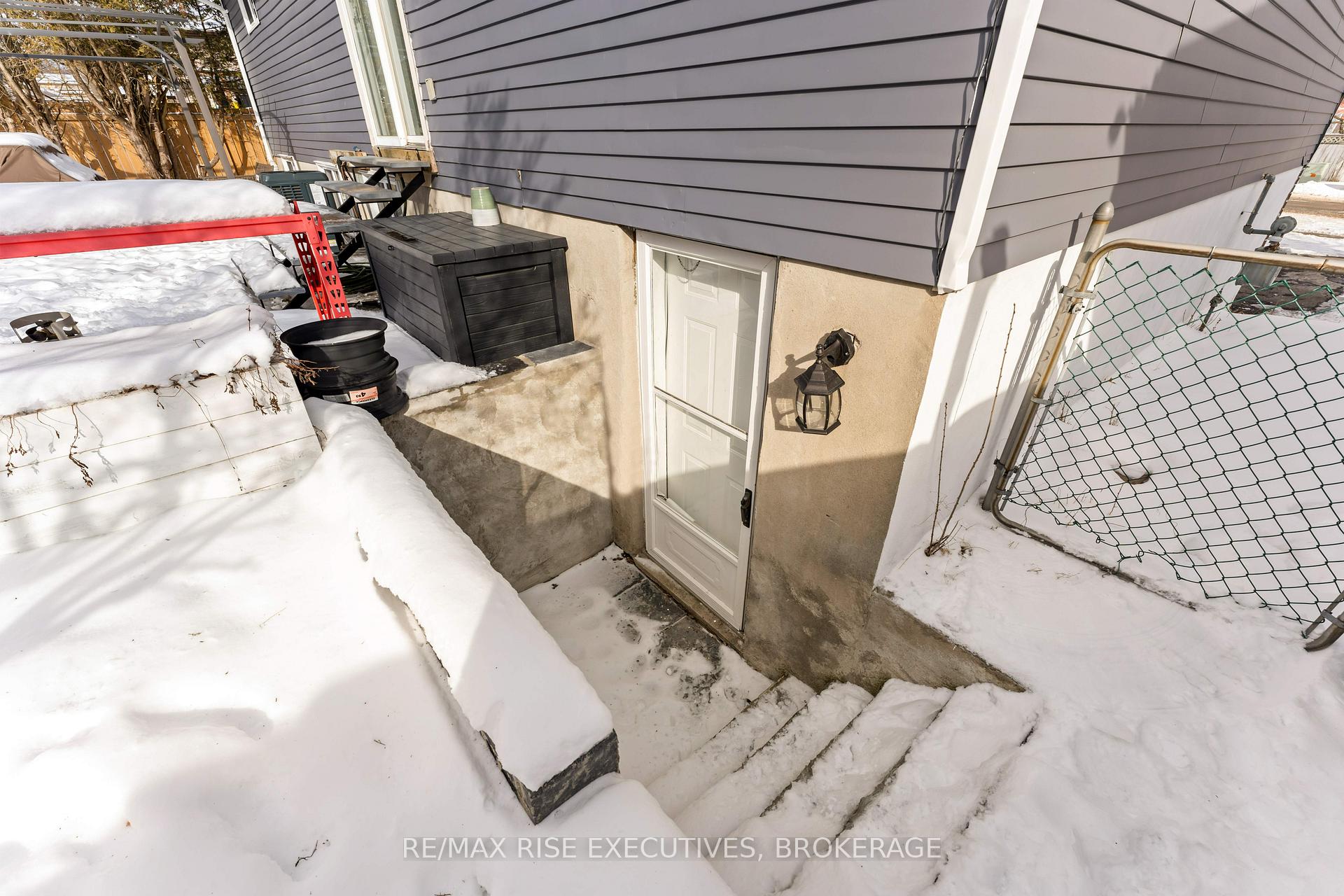 Photo 32 of 10 Barker Drive, Kingston, Kingston East (Incl Barret Crt) — HOMEH
