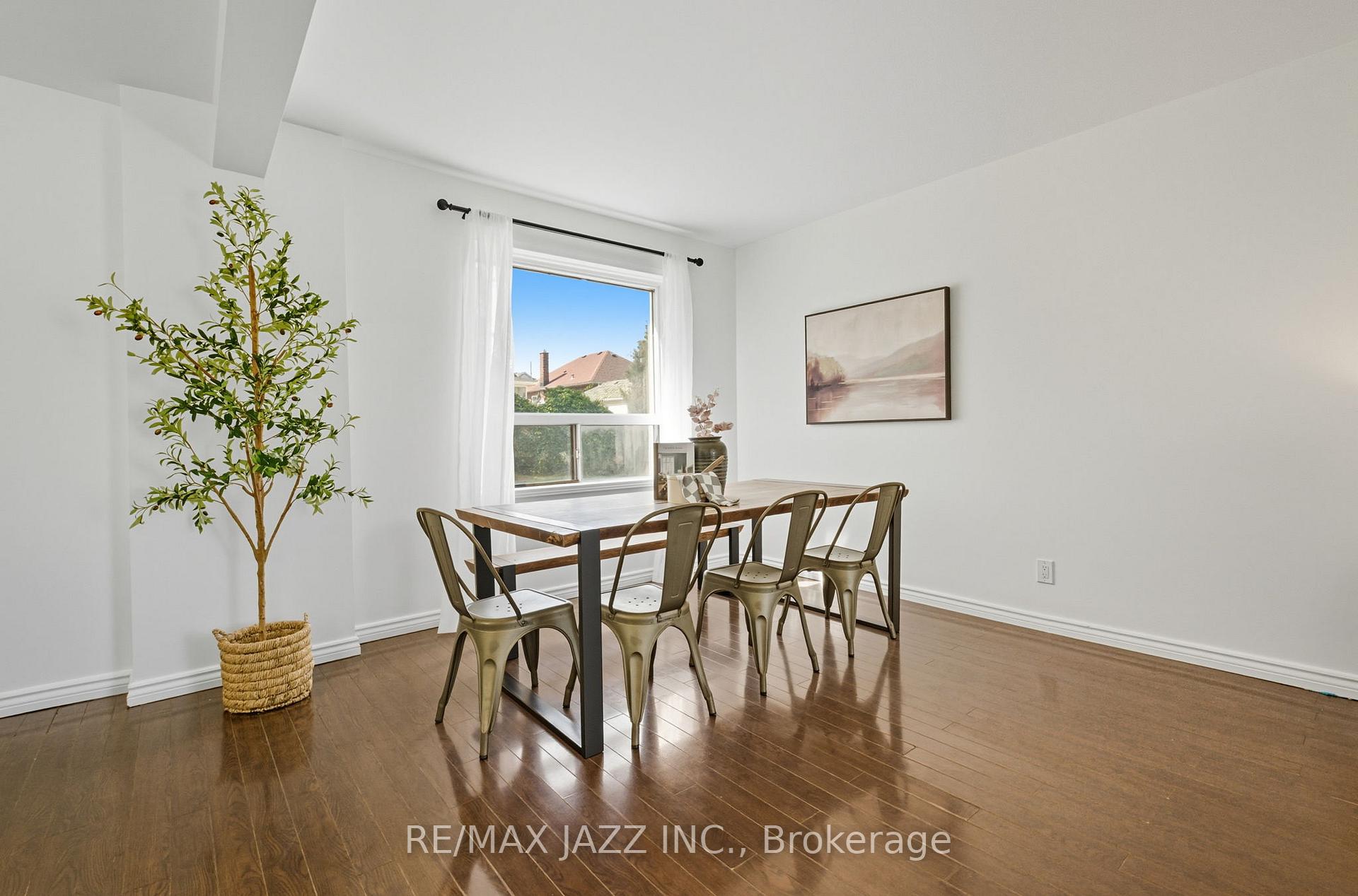 Photo 8 of 264 Ritson Road S, Oshawa, Central — HOMEH