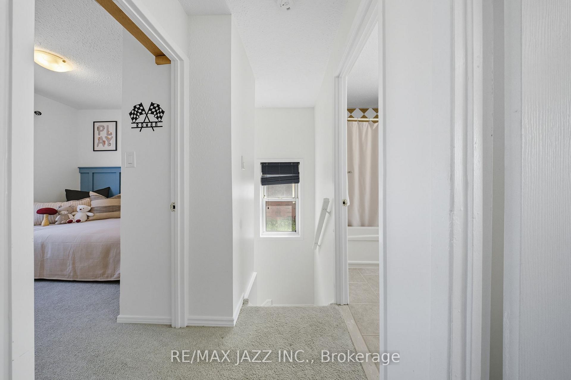 Photo 23 of 264 Ritson Road S, Oshawa, Central — HOMEH