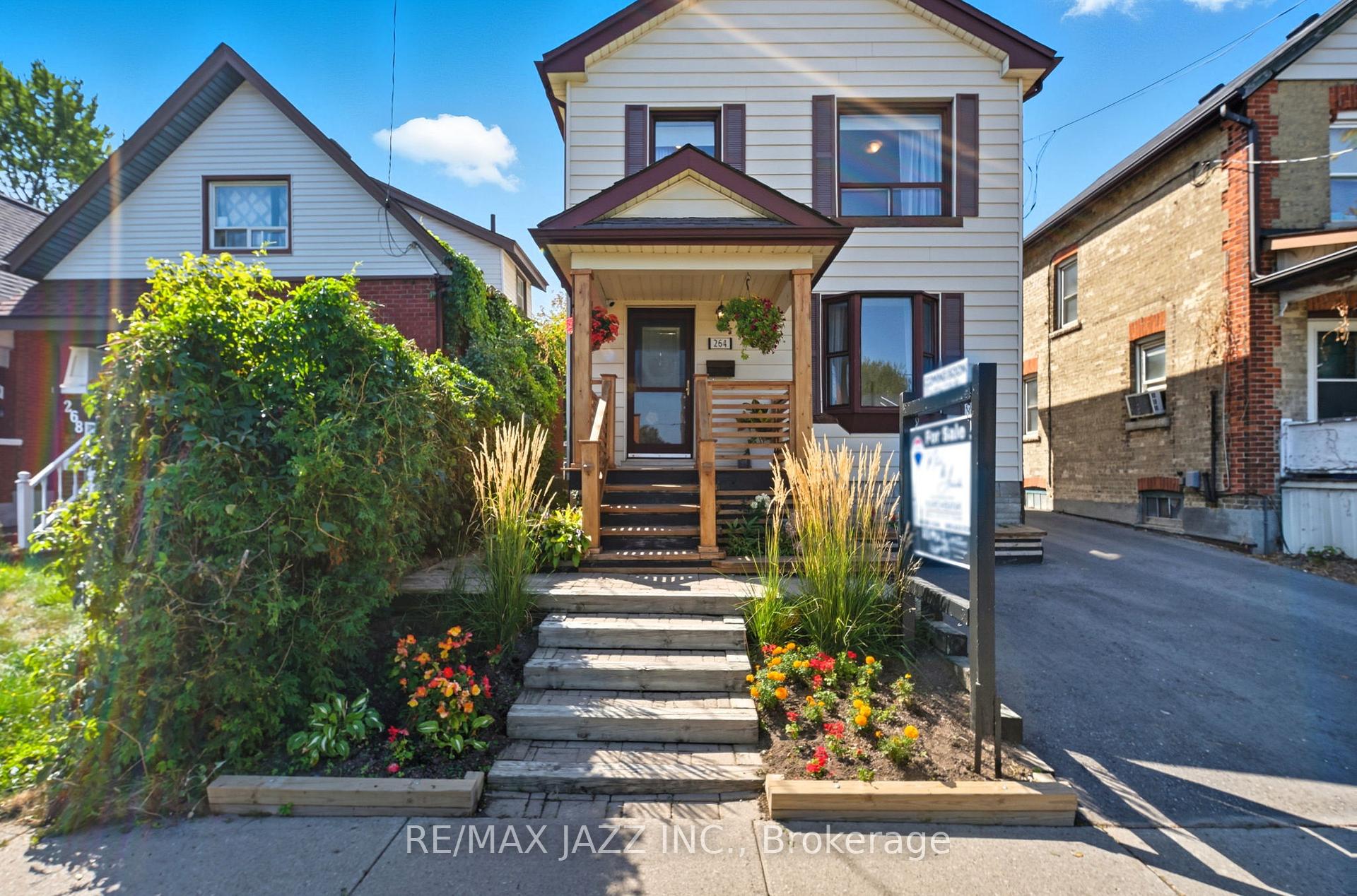 Photo 32 of 264 Ritson Road S, Oshawa, Central — HOMEH