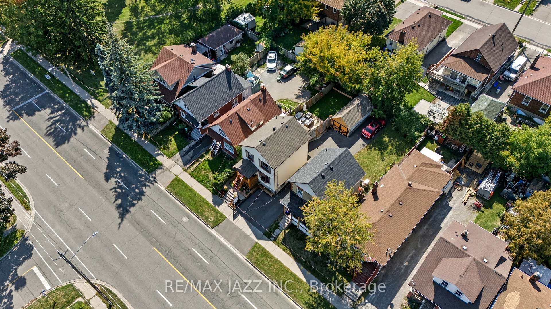 Photo 33 of 264 Ritson Road S, Oshawa, Central — HOMEH