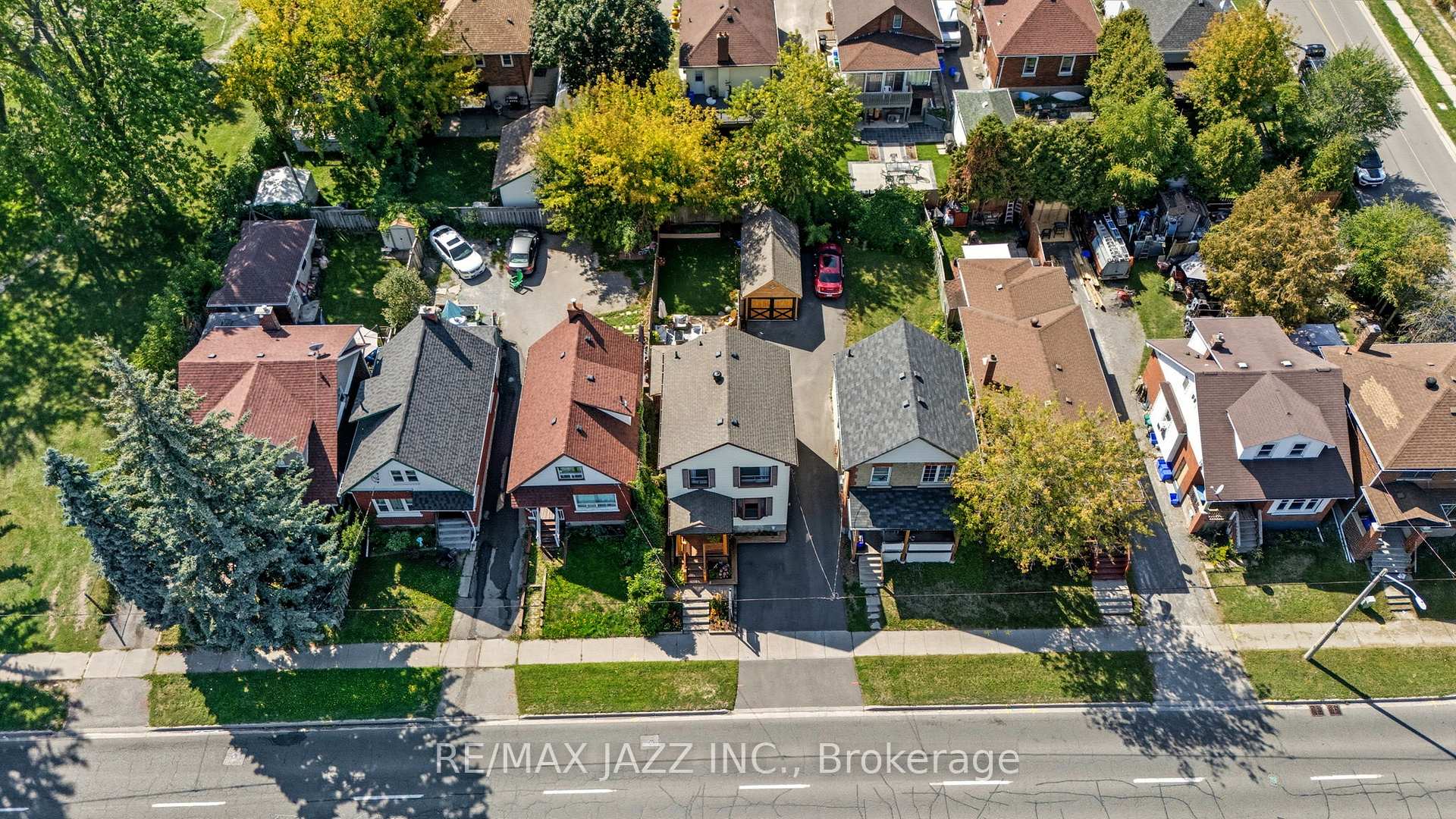 Photo 34 of 264 Ritson Road S, Oshawa, Central — HOMEH