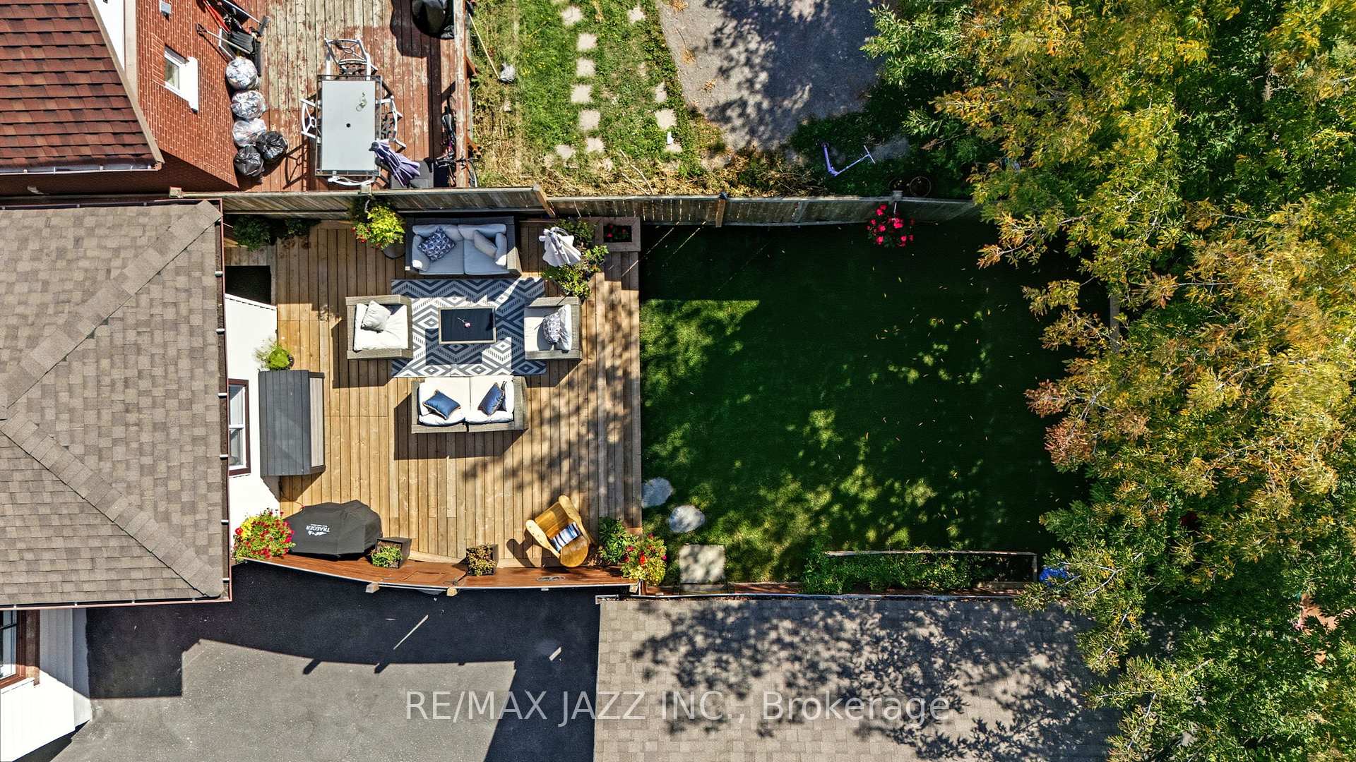 Photo 36 of 264 Ritson Road S, Oshawa, Central — HOMEH