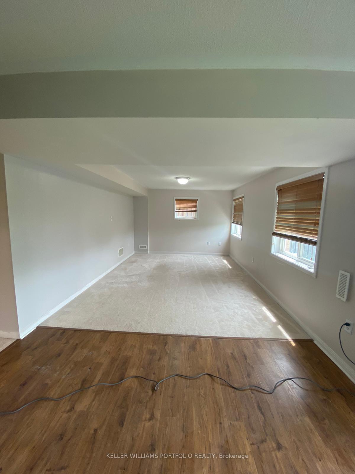 Photo 8 of 1888 Birchview Drive W, Oshawa, Samac — HOMEH