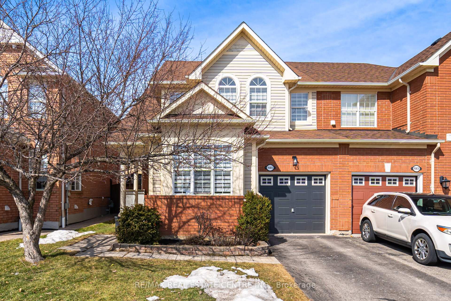 Photo 1 of 1565 Evans Terrace, Milton, Clarke — HOMEH