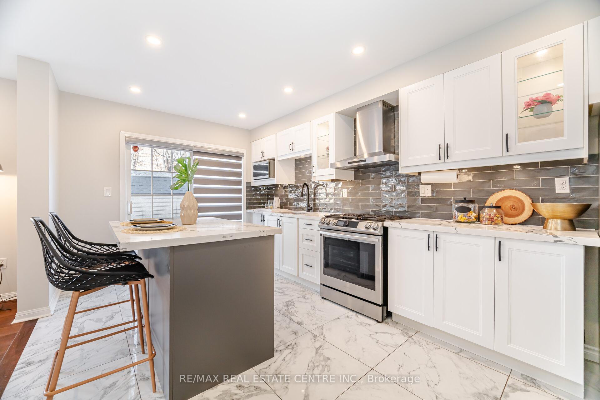 Photo 17 of 1565 Evans Terrace, Milton, Clarke — HOMEH