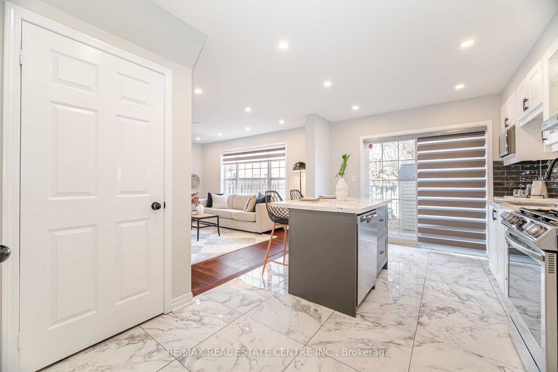 Photo 20 of 1565 Evans Terrace, Milton, Clarke — HOMEH