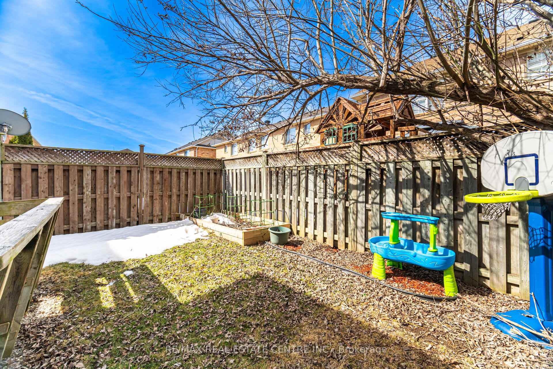 Photo 48 of 1565 Evans Terrace, Milton, Clarke — HOMEH