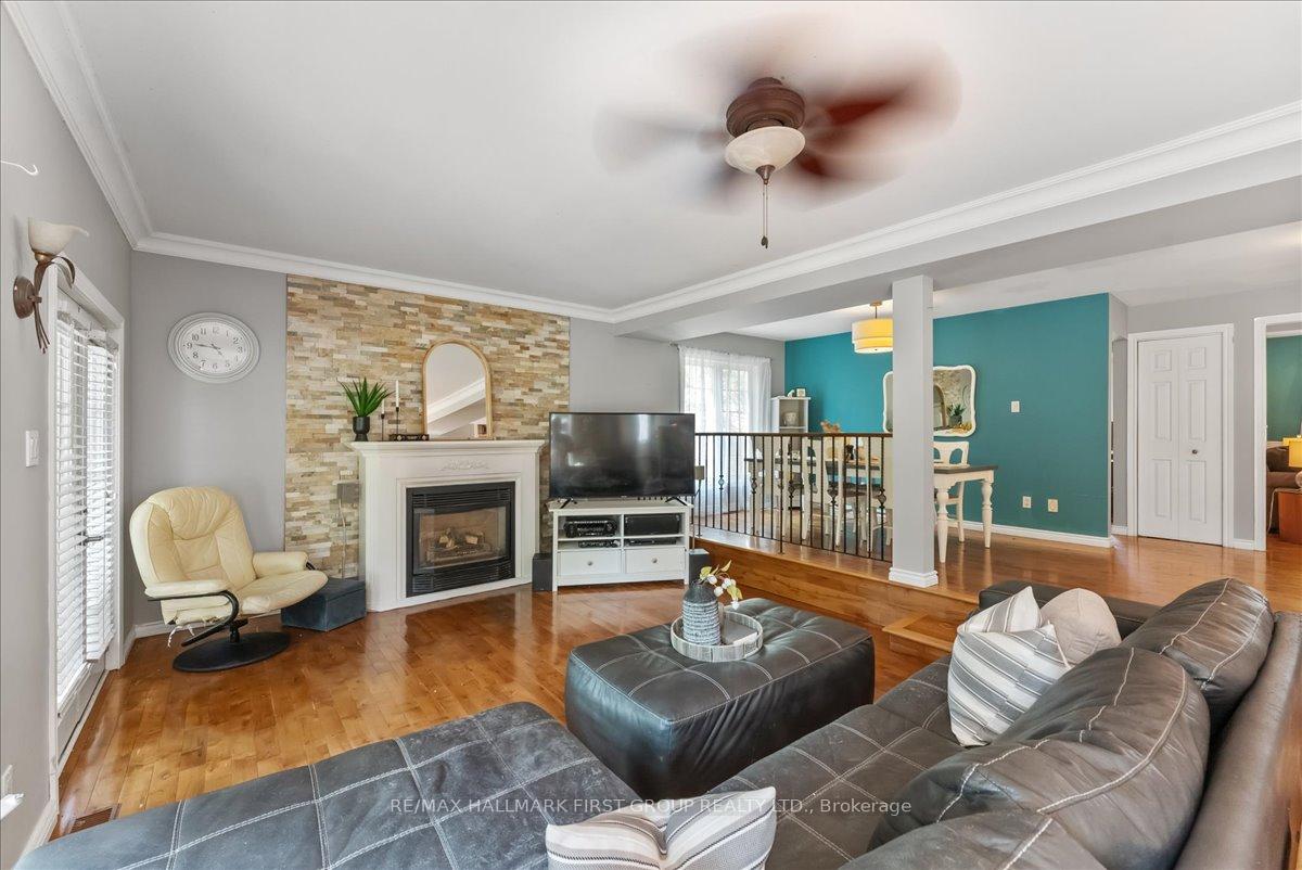 Photo 12 of 608 Marksbury Road, Pickering, West Shore — HOMEH