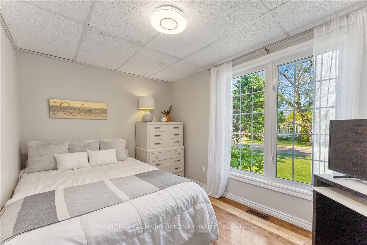 Photo 20 of 608 Marksbury Road, Pickering, West Shore — HOMEH