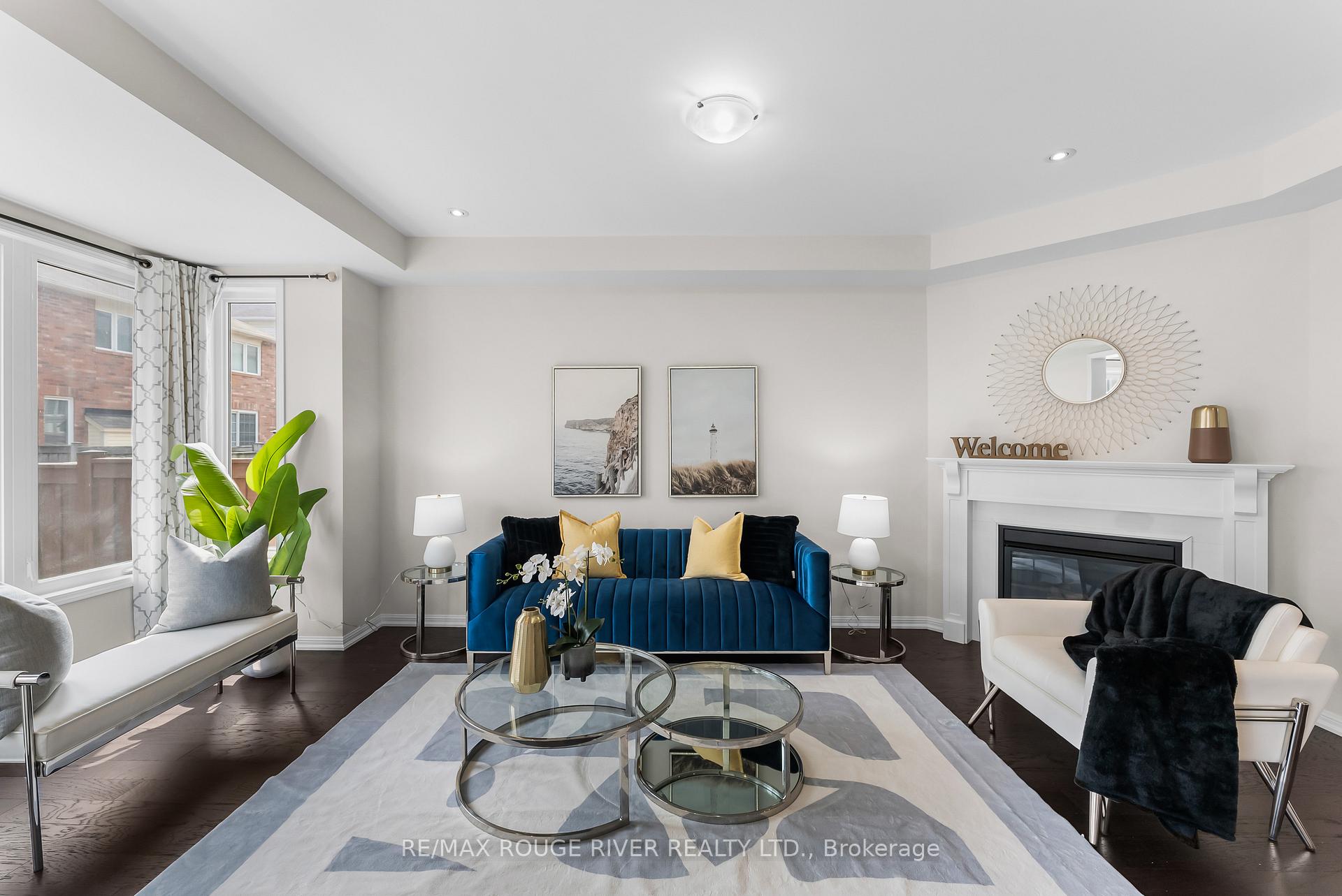 Photo 3 of 1862 Parkhurst Crescent, Pickering, Duffin Heights — HOMEH