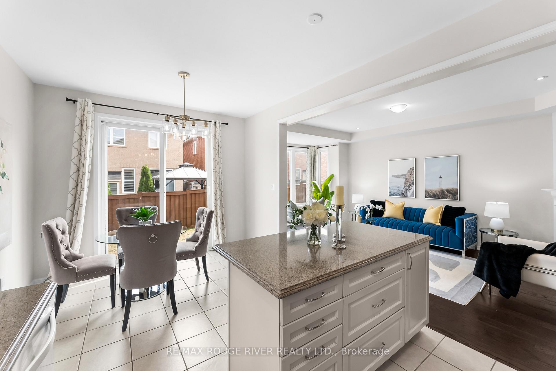 Photo 8 of 1862 Parkhurst Crescent, Pickering, Duffin Heights — HOMEH