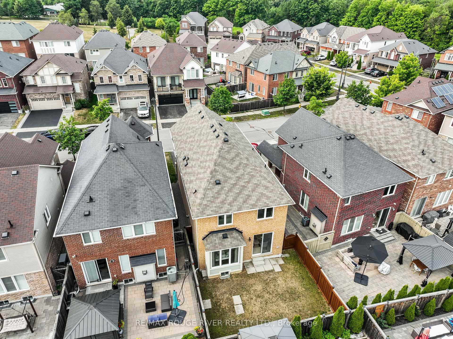 Photo 35 of 1862 Parkhurst Crescent, Pickering, Duffin Heights — HOMEH