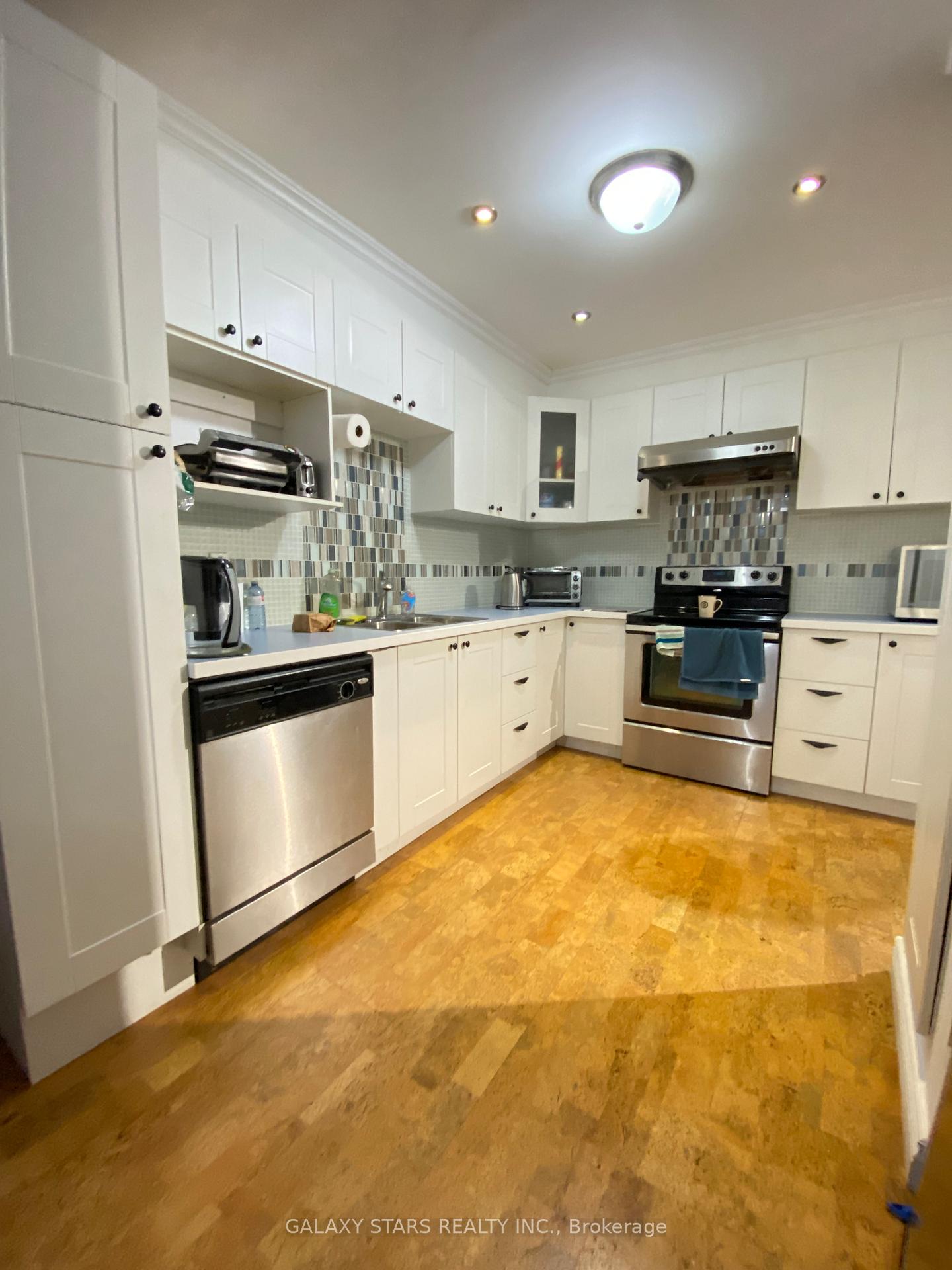 Photo 5 of 1894 Poppy Lane, Pickering, Liverpool — HOMEH