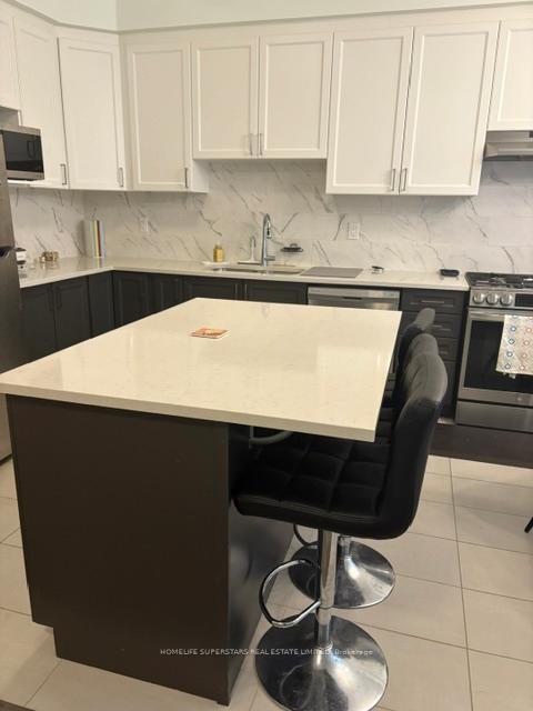 Photo 7 of 1743 Thames Circle, Milton, Bowes — HOMEH