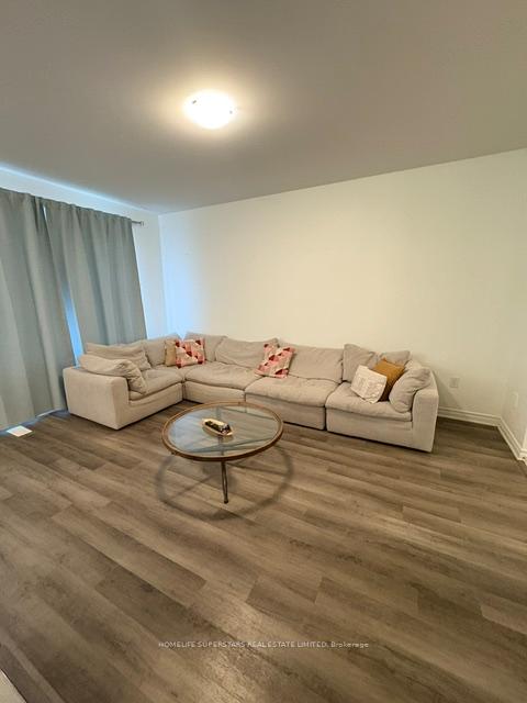 Photo 9 of 1743 Thames Circle, Milton, Bowes — HOMEH