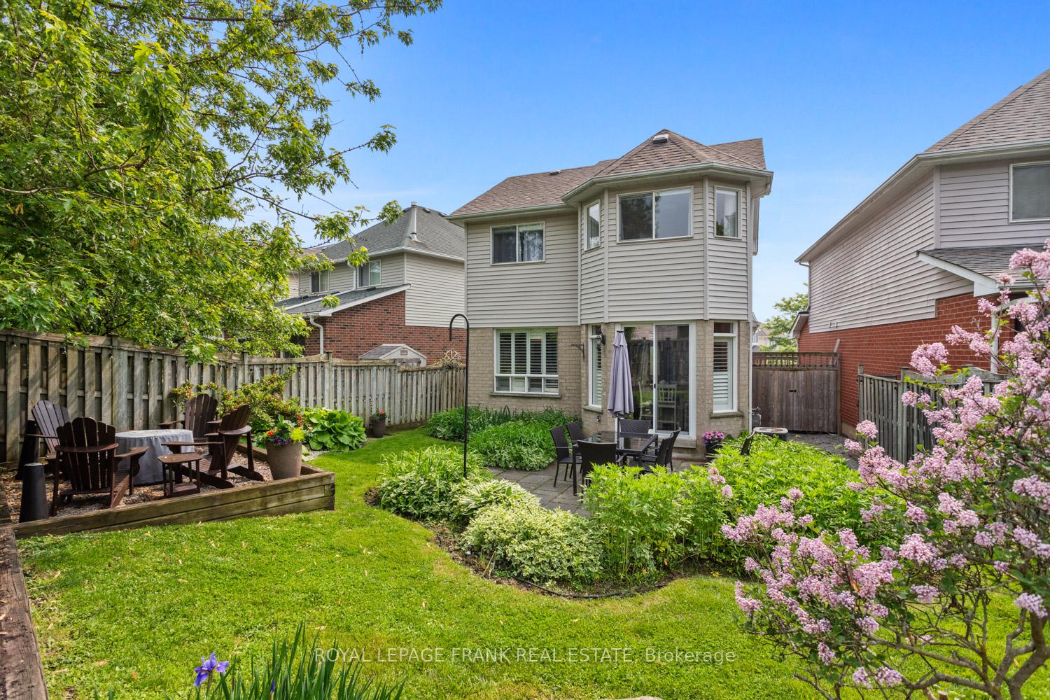 Photo 26 of 1089 Timberland Crescent, Oshawa, Pinecrest — HOMEH