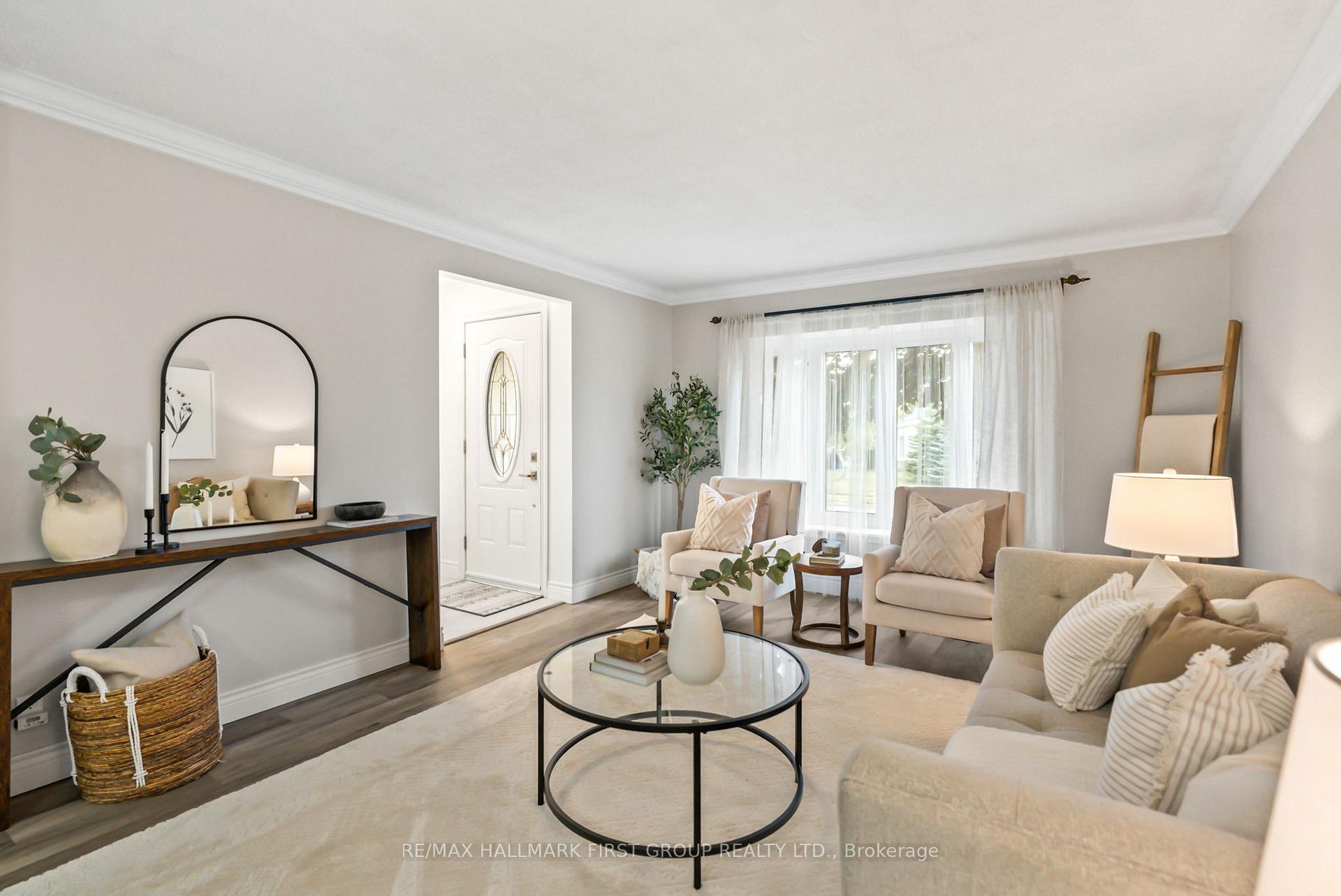Photo 9 of 722 Balaton Avenue, Pickering, Bay Ridges — HOMEH