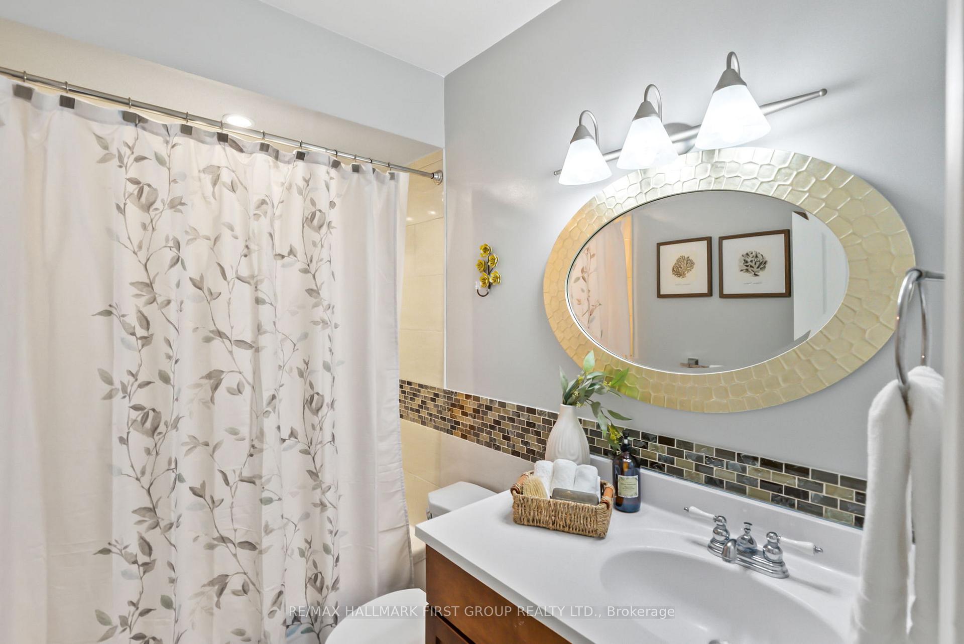 Photo 14 of 722 Balaton Avenue, Pickering, Bay Ridges — HOMEH