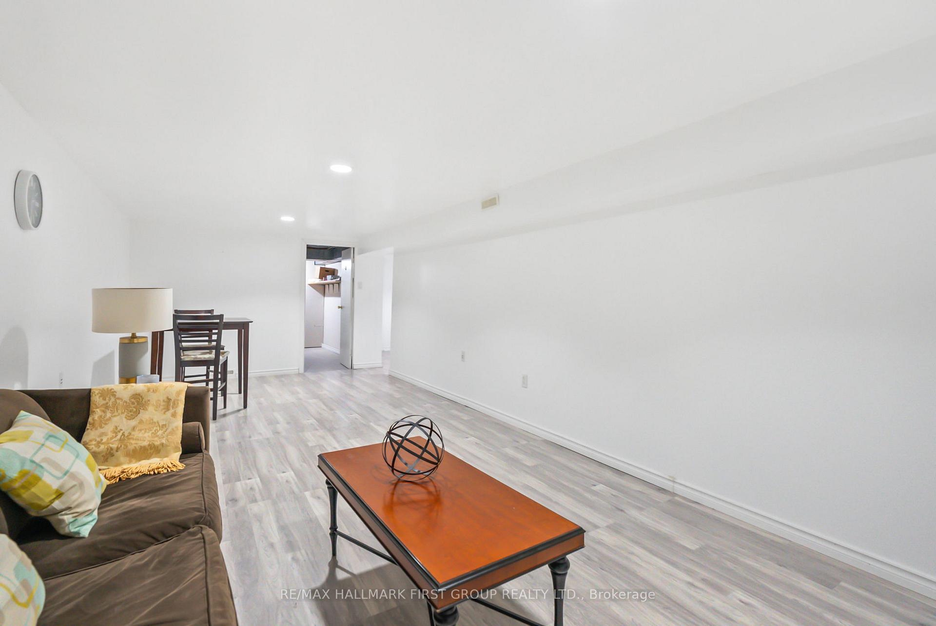 Photo 21 of 722 Balaton Avenue, Pickering, Bay Ridges — HOMEH