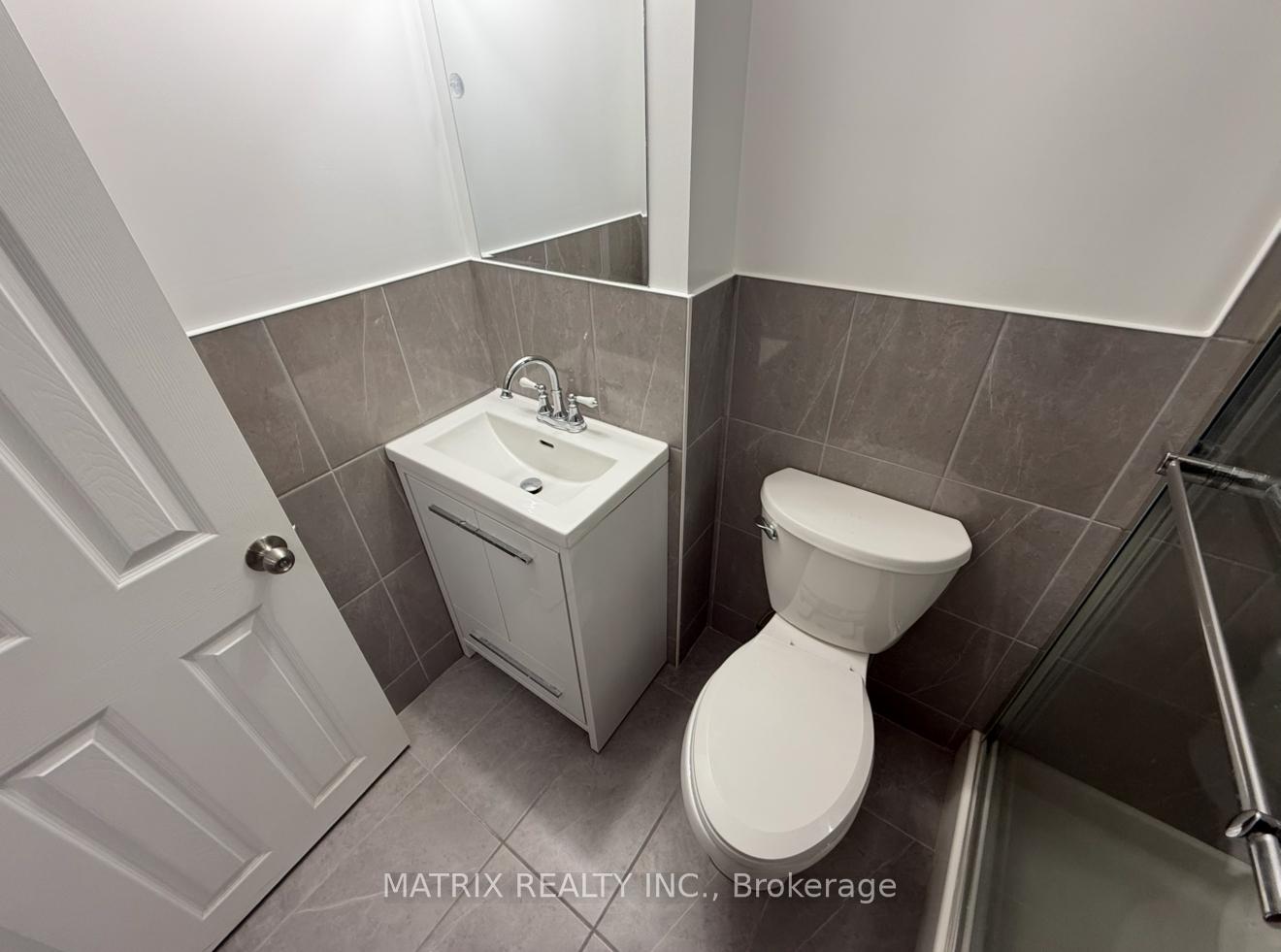 Photo 6 of 1823 Parkhurst Crescent, Pickering, Duffin Heights — HOMEH