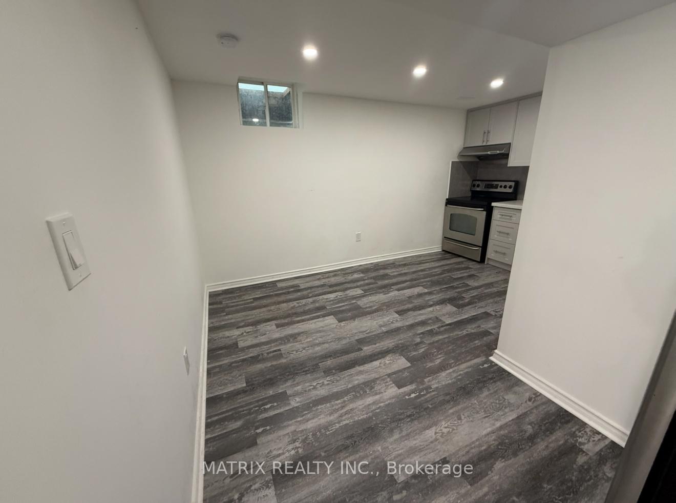 Photo 12 of 1823 Parkhurst Crescent, Pickering, Duffin Heights — HOMEH