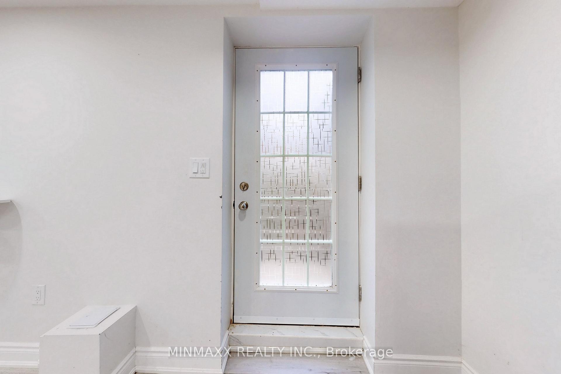 Photo 3 of Unit Basement, 1015 Vickerman Way, Milton, Coates — HOMEH