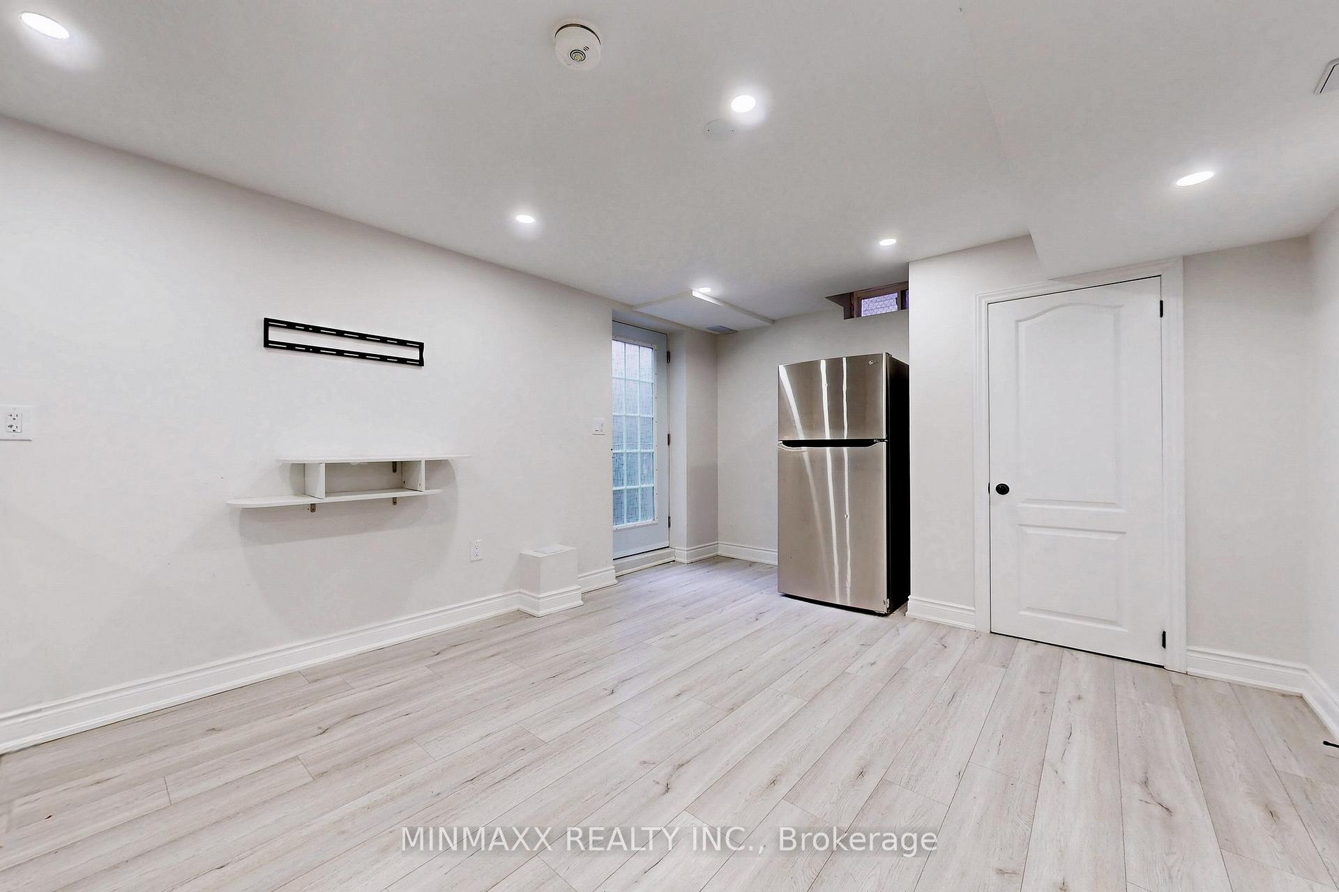 Photo 5 of Unit Basement, 1015 Vickerman Way, Milton, Coates — HOMEH