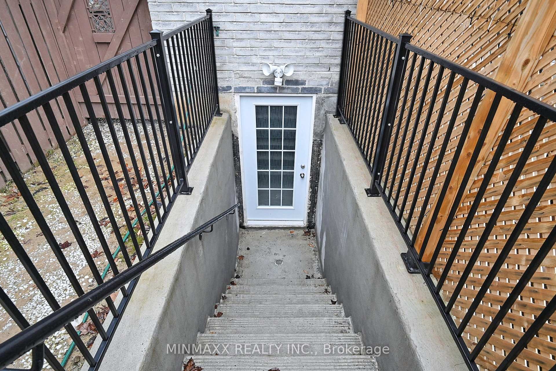 Photo 30 of Unit Basement, 1015 Vickerman Way, Milton, Coates — HOMEH