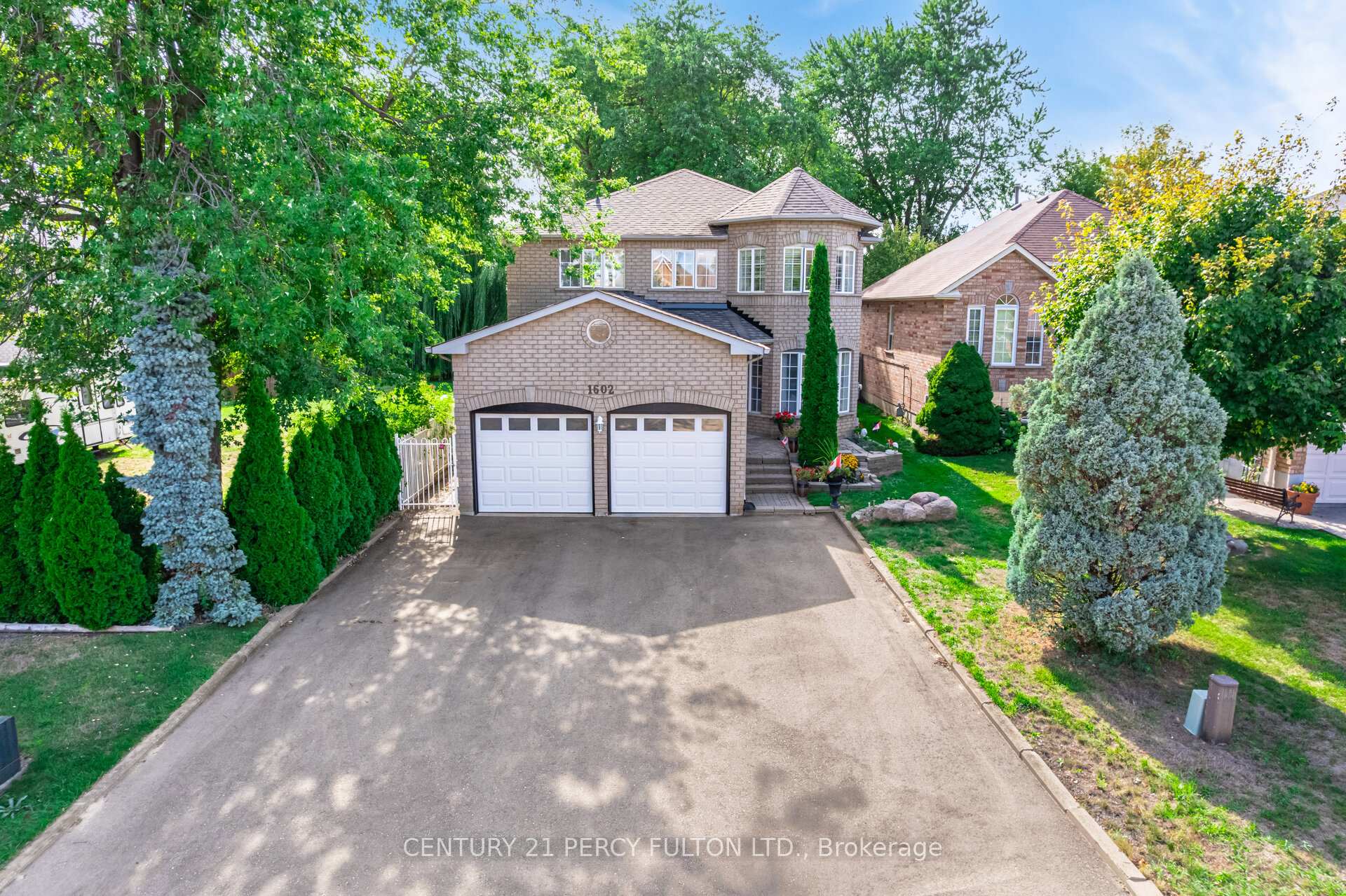 Photo 1 of 1602 Oakburn Street, Pickering, Highbush — HOMEH