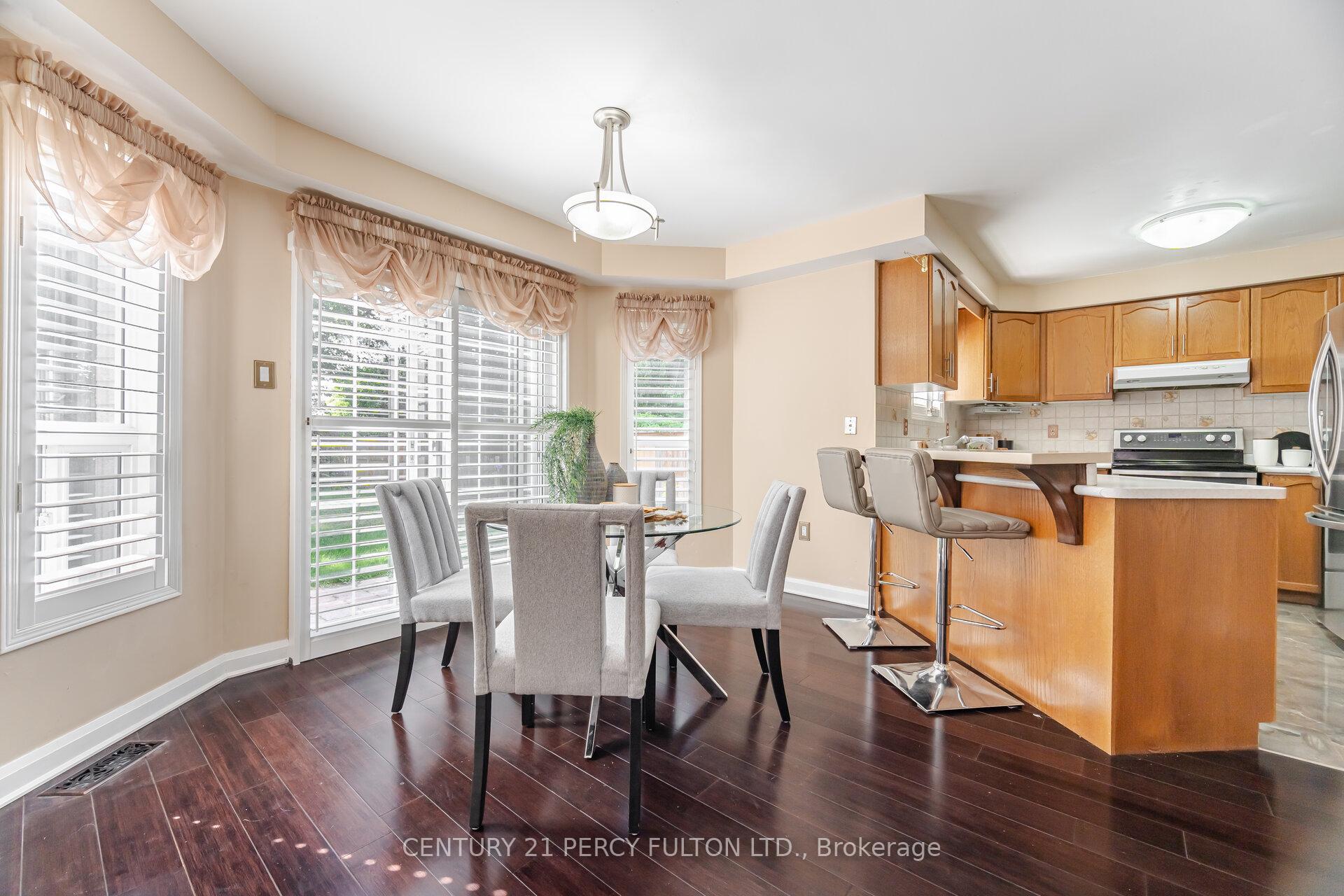 Photo 11 of 1602 Oakburn Street, Pickering, Highbush — HOMEH