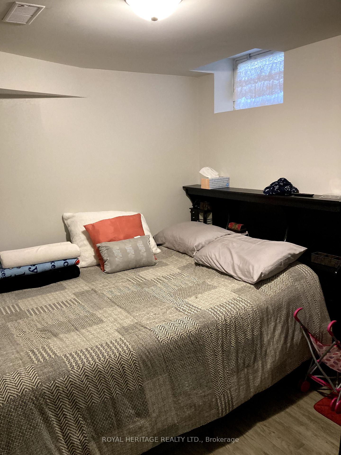 Photo 7 of 1020 Benton Crescent, Pickering, Liverpool — HOMEH