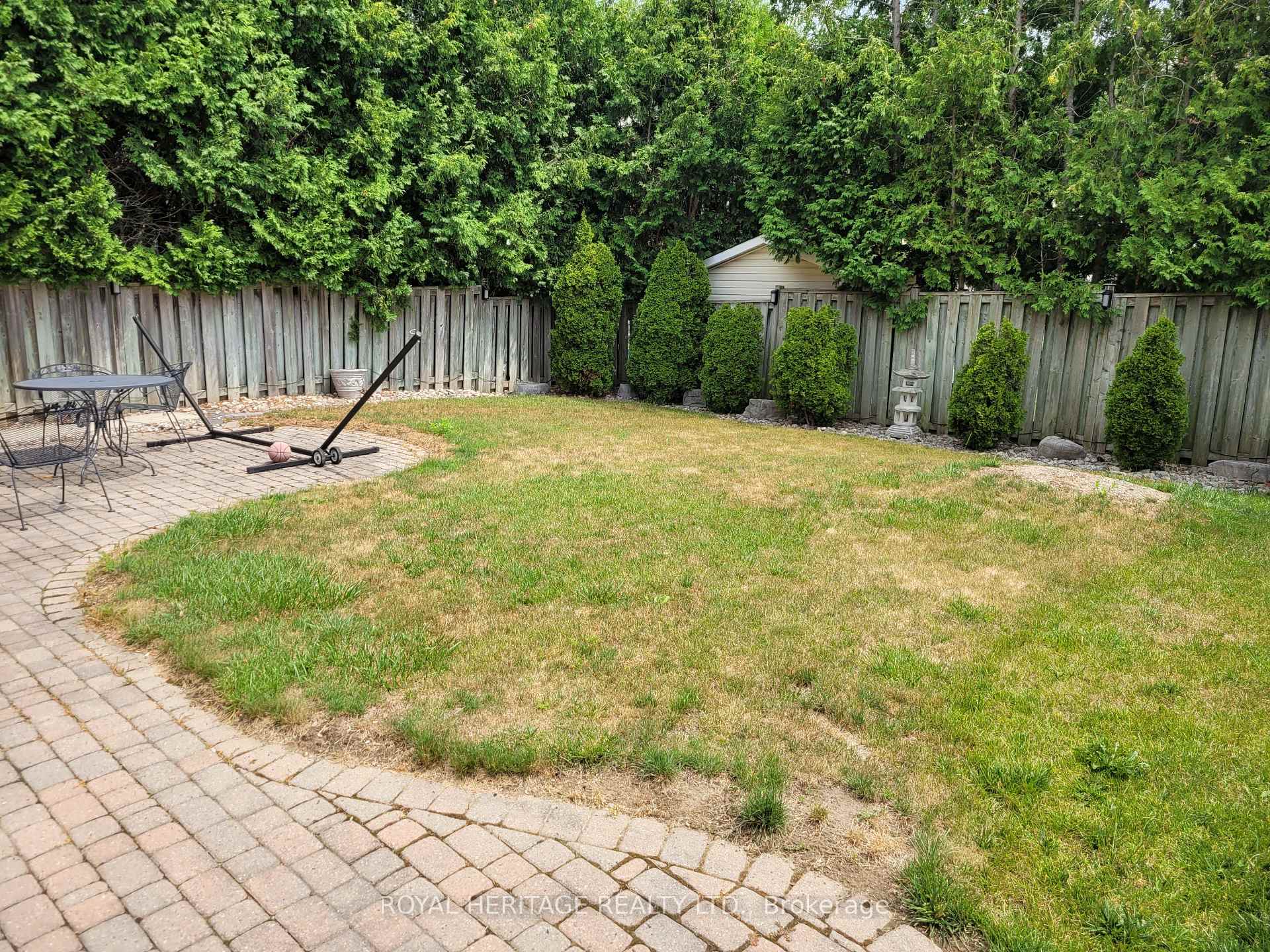 Photo 10 of 1020 Benton Crescent, Pickering, Liverpool — HOMEH
