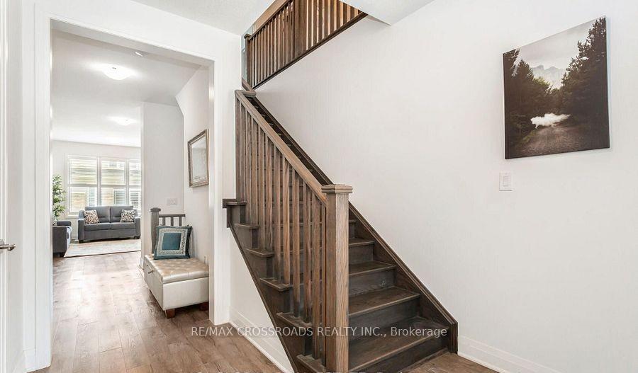 Photo 2 of 1736 Thames Circle, Milton, Bowes — HOMEH