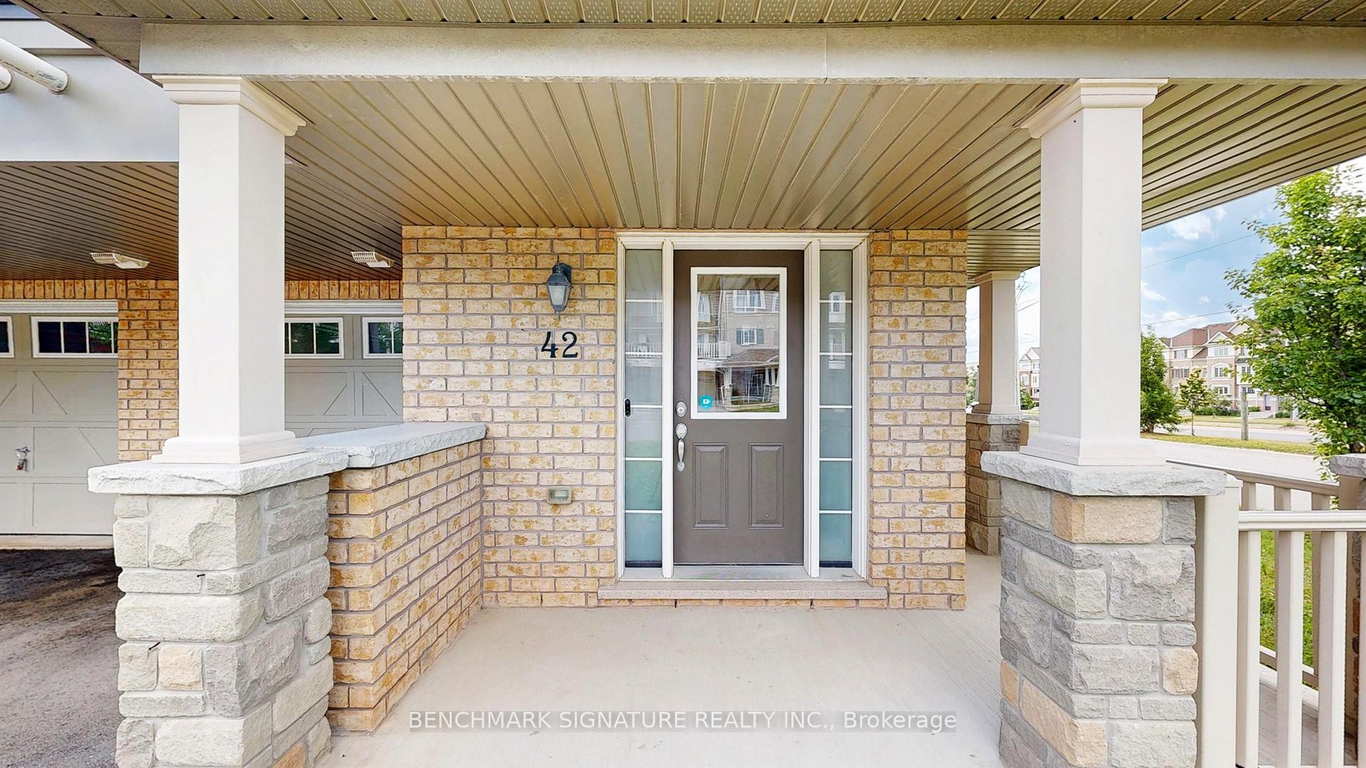 Photo 4 of 42 Nearco Crescent, Oshawa, Windfields — HOMEH