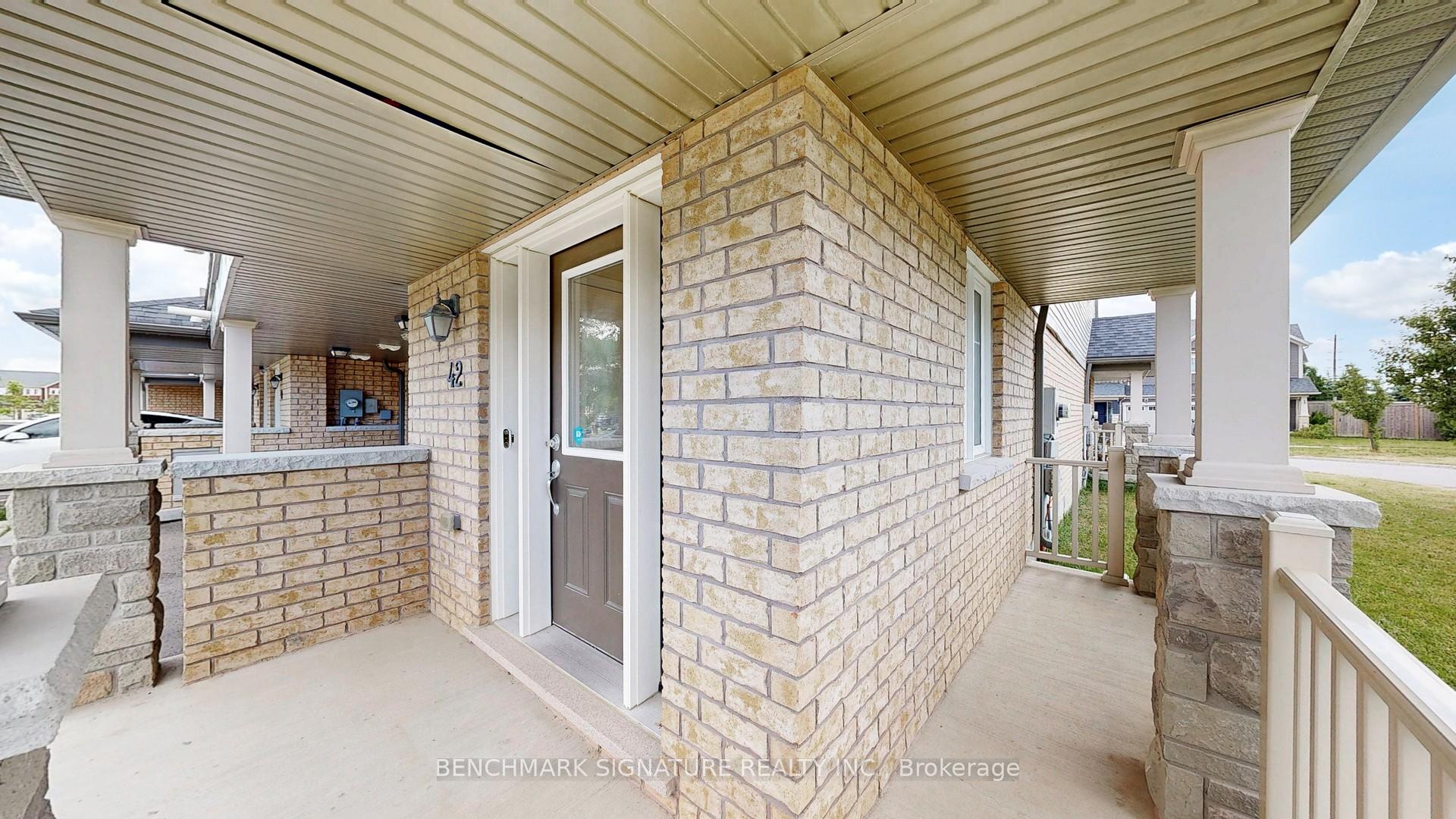 Photo 5 of 42 Nearco Crescent, Oshawa, Windfields — HOMEH