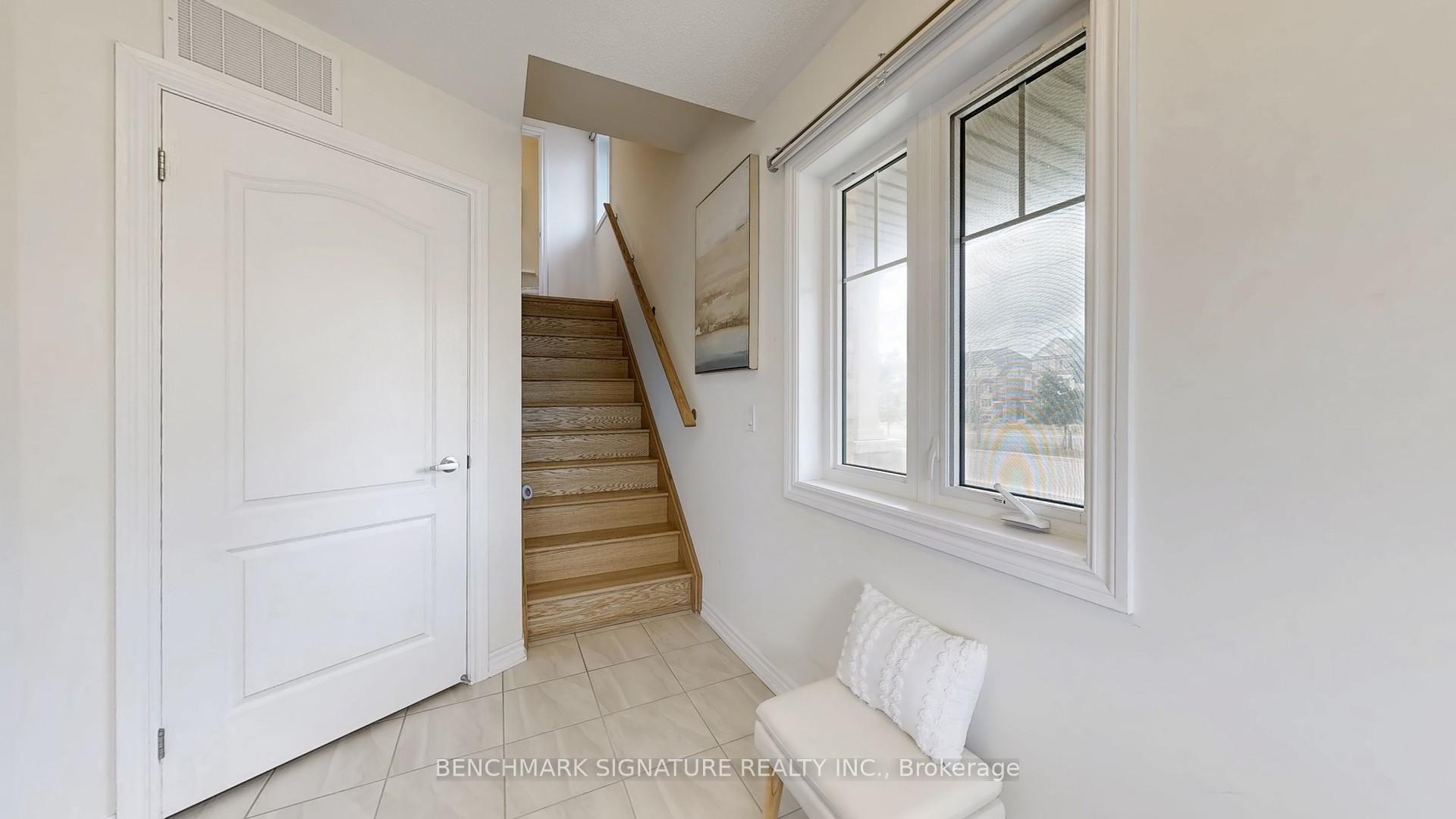 Photo 7 of 42 Nearco Crescent, Oshawa, Windfields — HOMEH