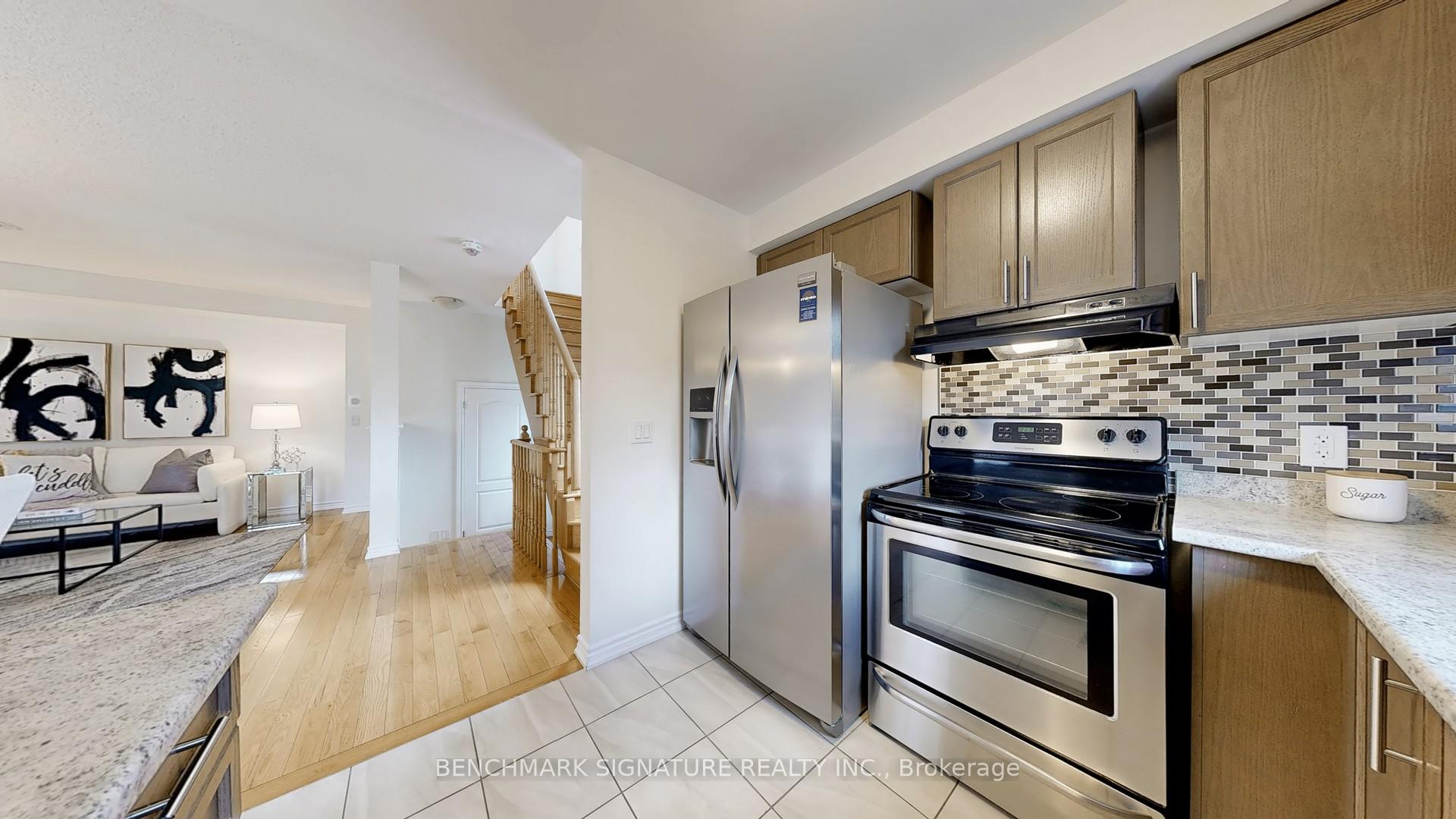 Photo 23 of 42 Nearco Crescent, Oshawa, Windfields — HOMEH