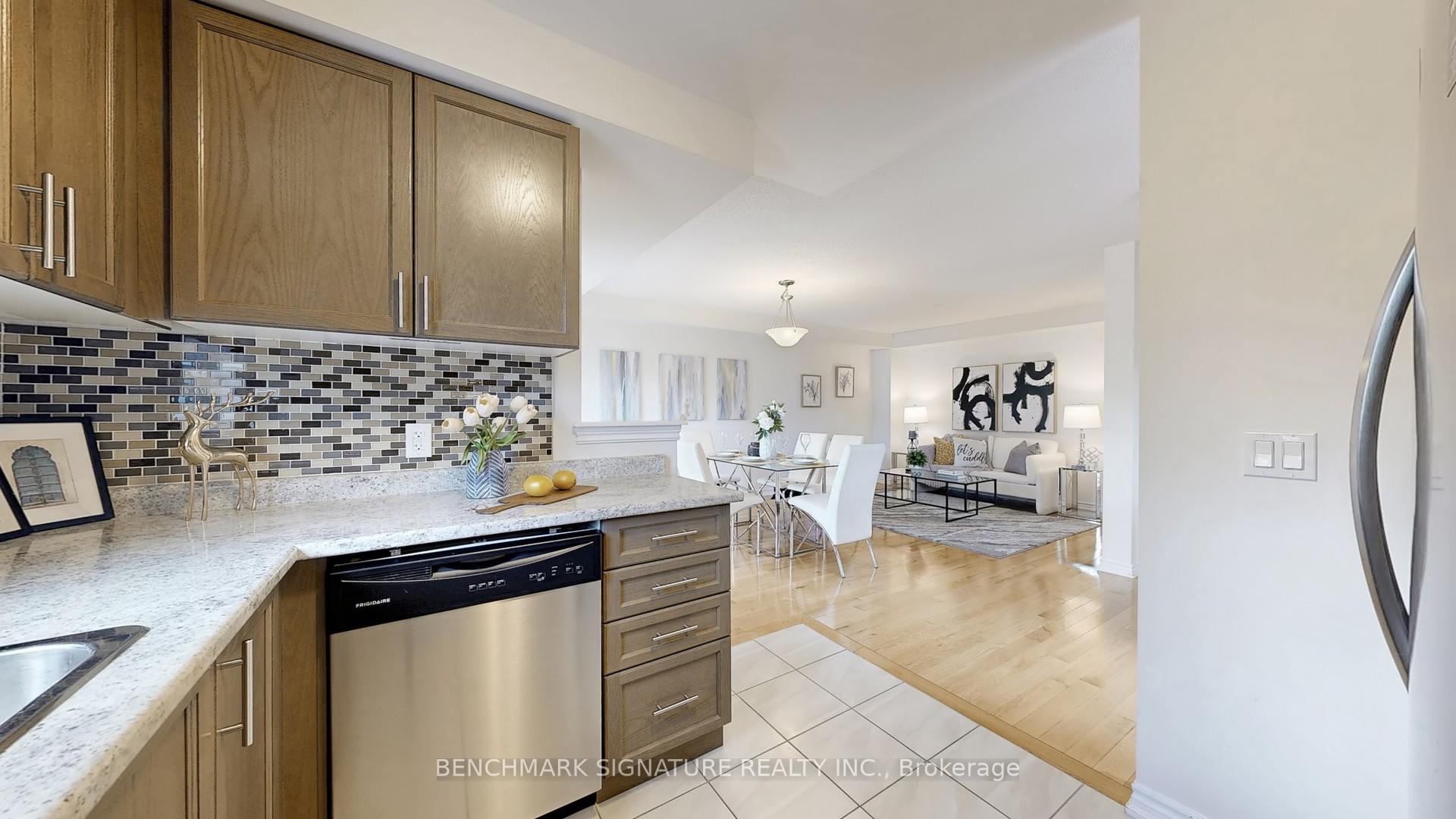 Photo 24 of 42 Nearco Crescent, Oshawa, Windfields — HOMEH