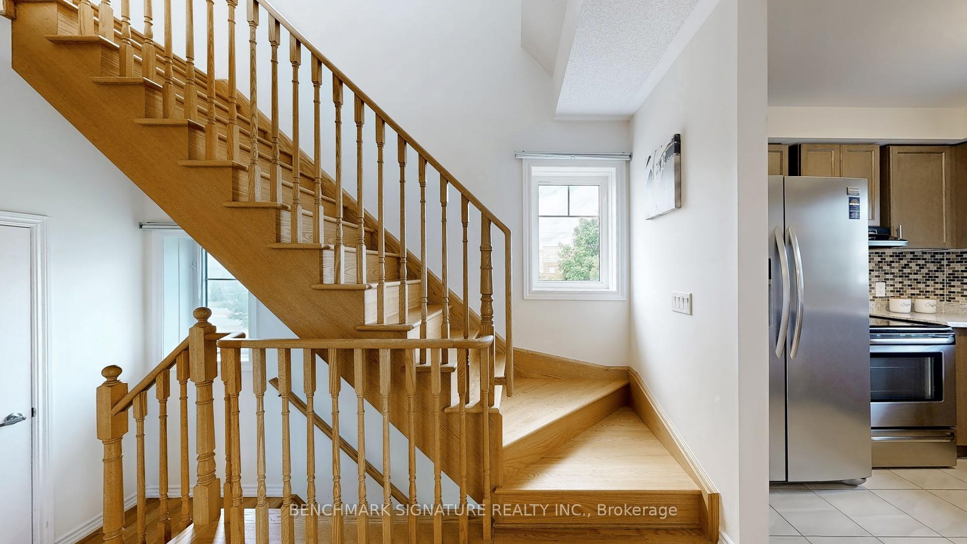 Photo 26 of 42 Nearco Crescent, Oshawa, Windfields — HOMEH