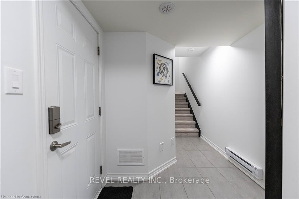 Photo 5 of 888 Ash Gate, Milton, Cobban — HOMEH
